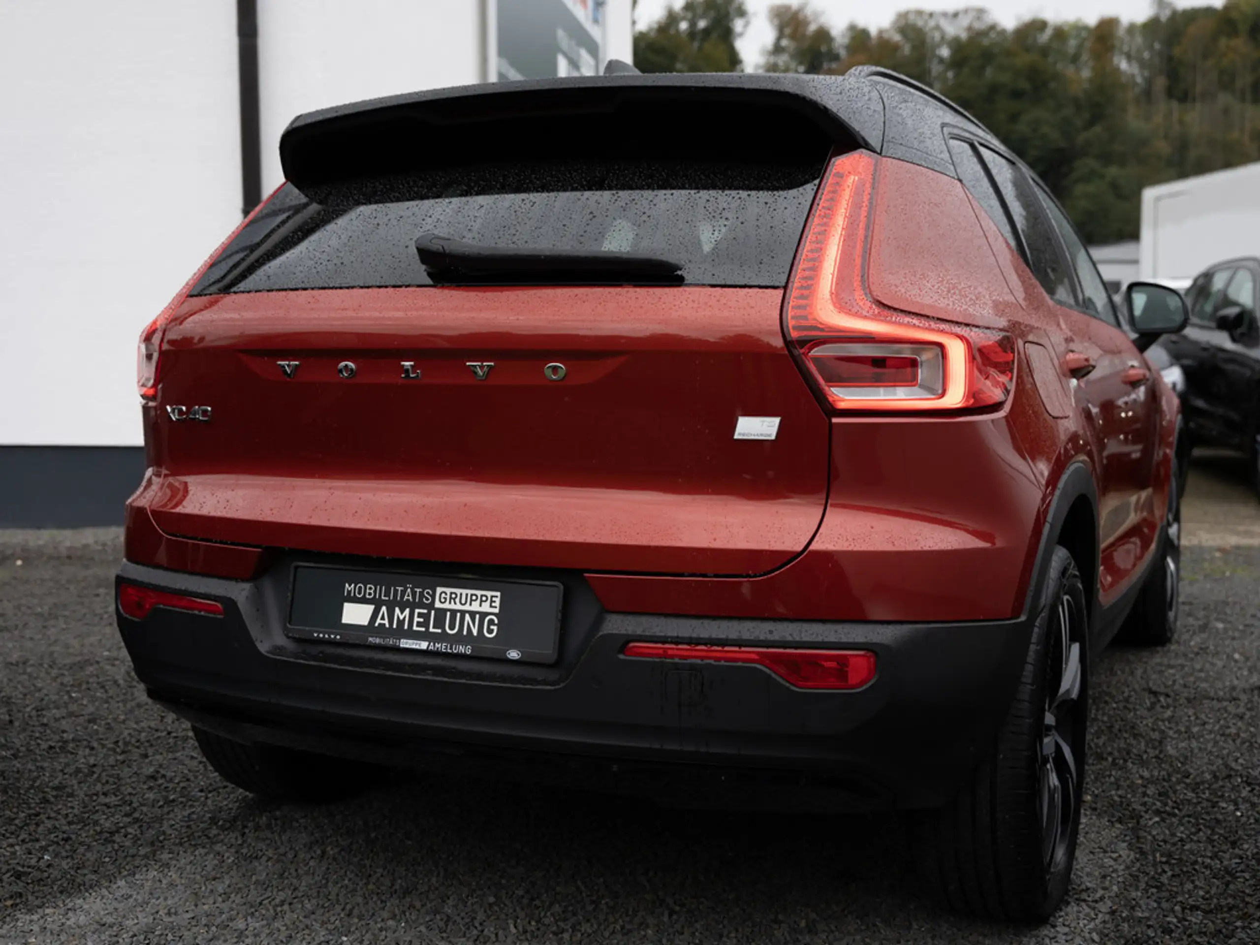 Volvo - XC40