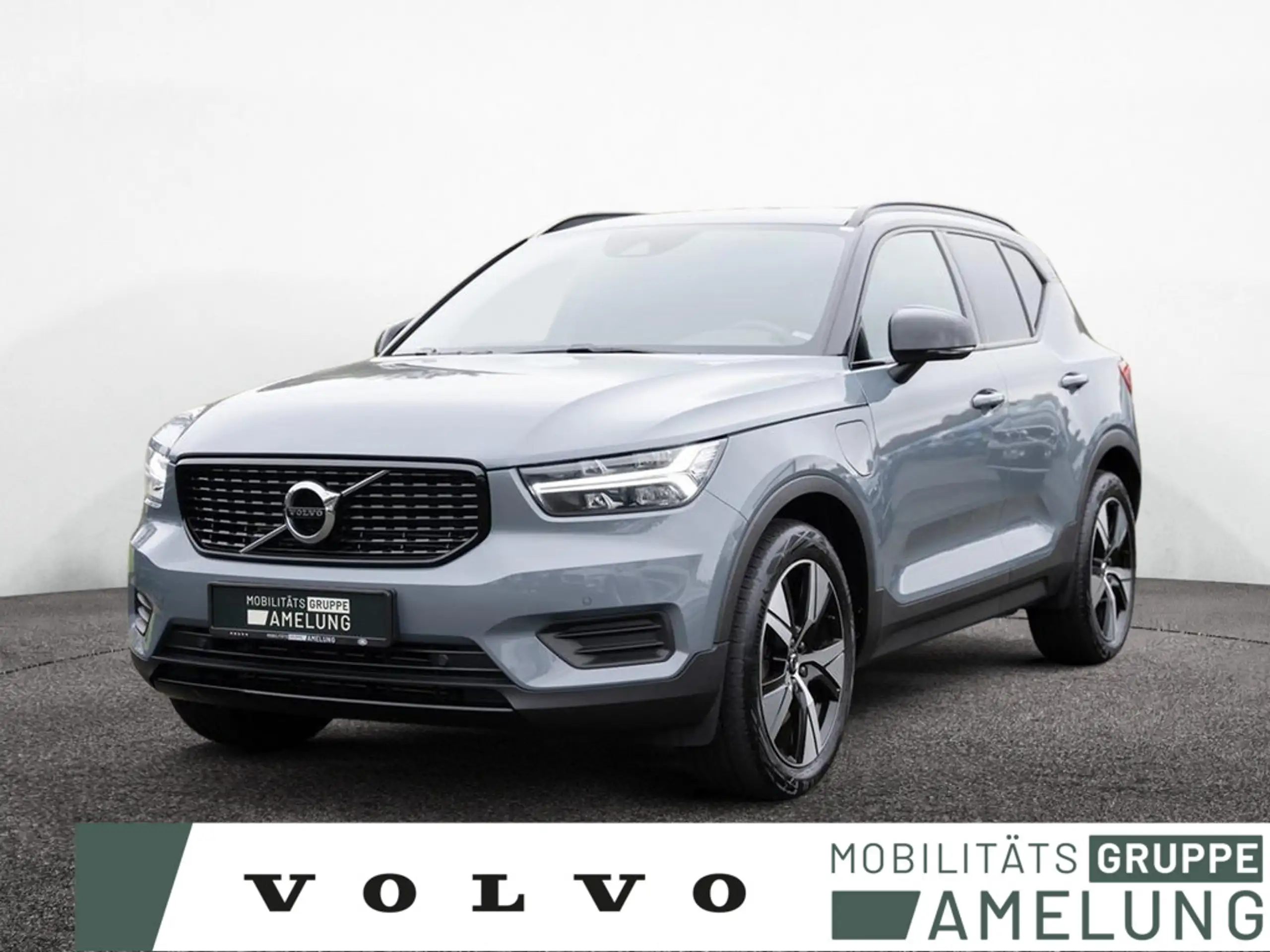 Volvo - XC40