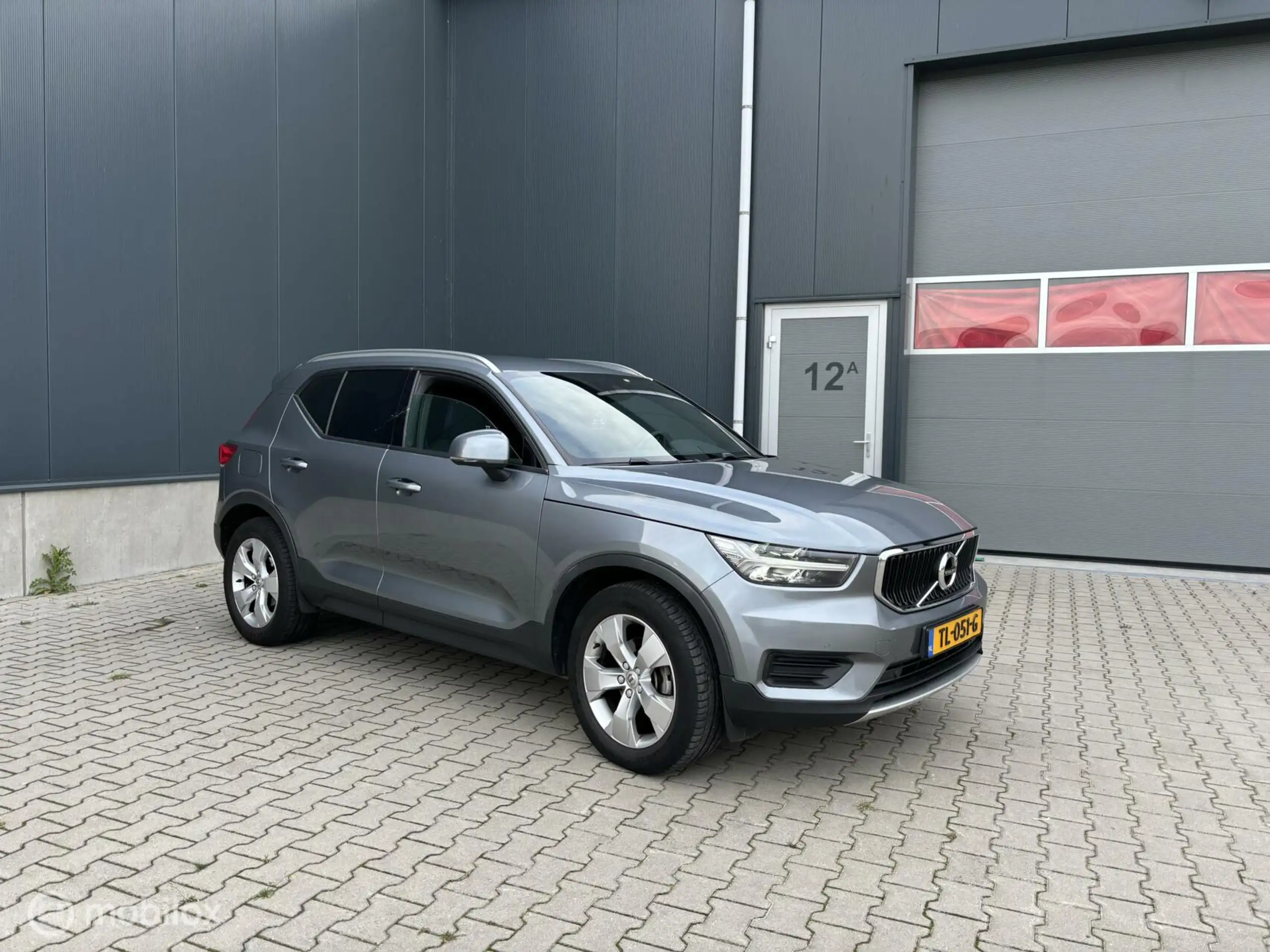 Volvo - XC40