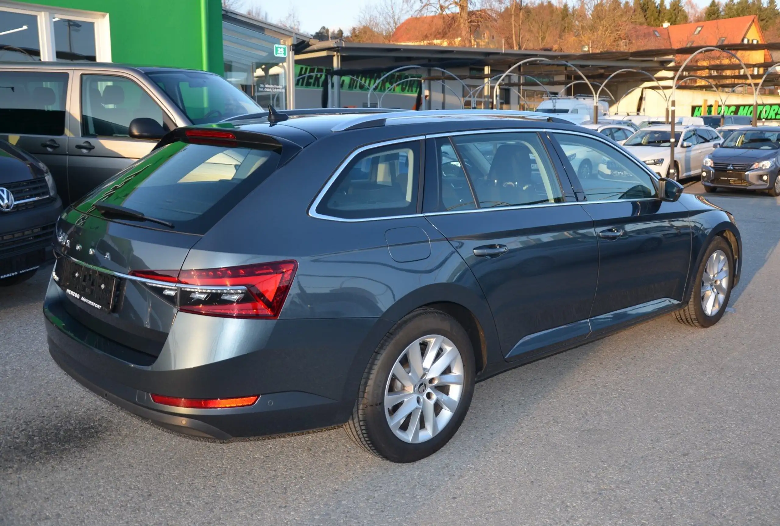 Skoda - Superb