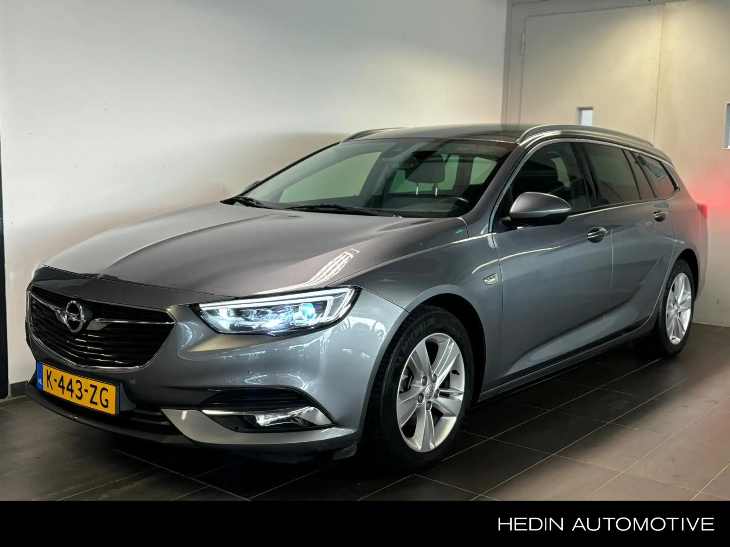 Opel - Insignia