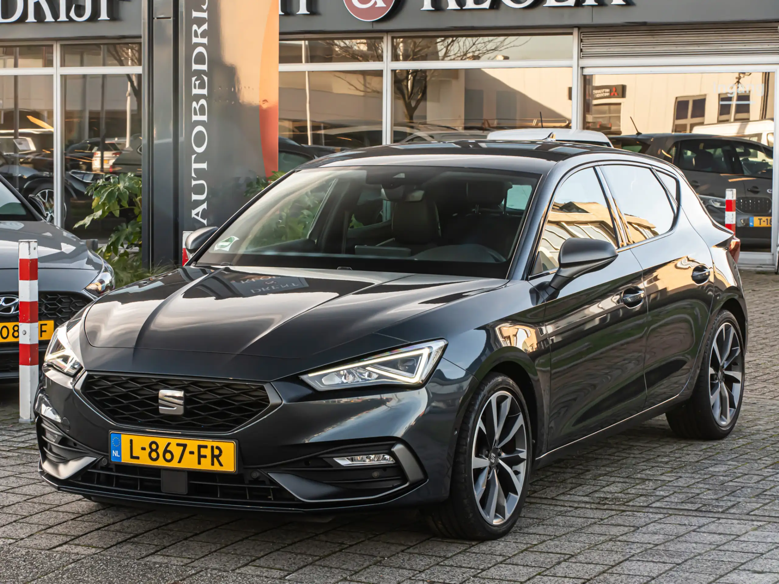 SEAT - Leon