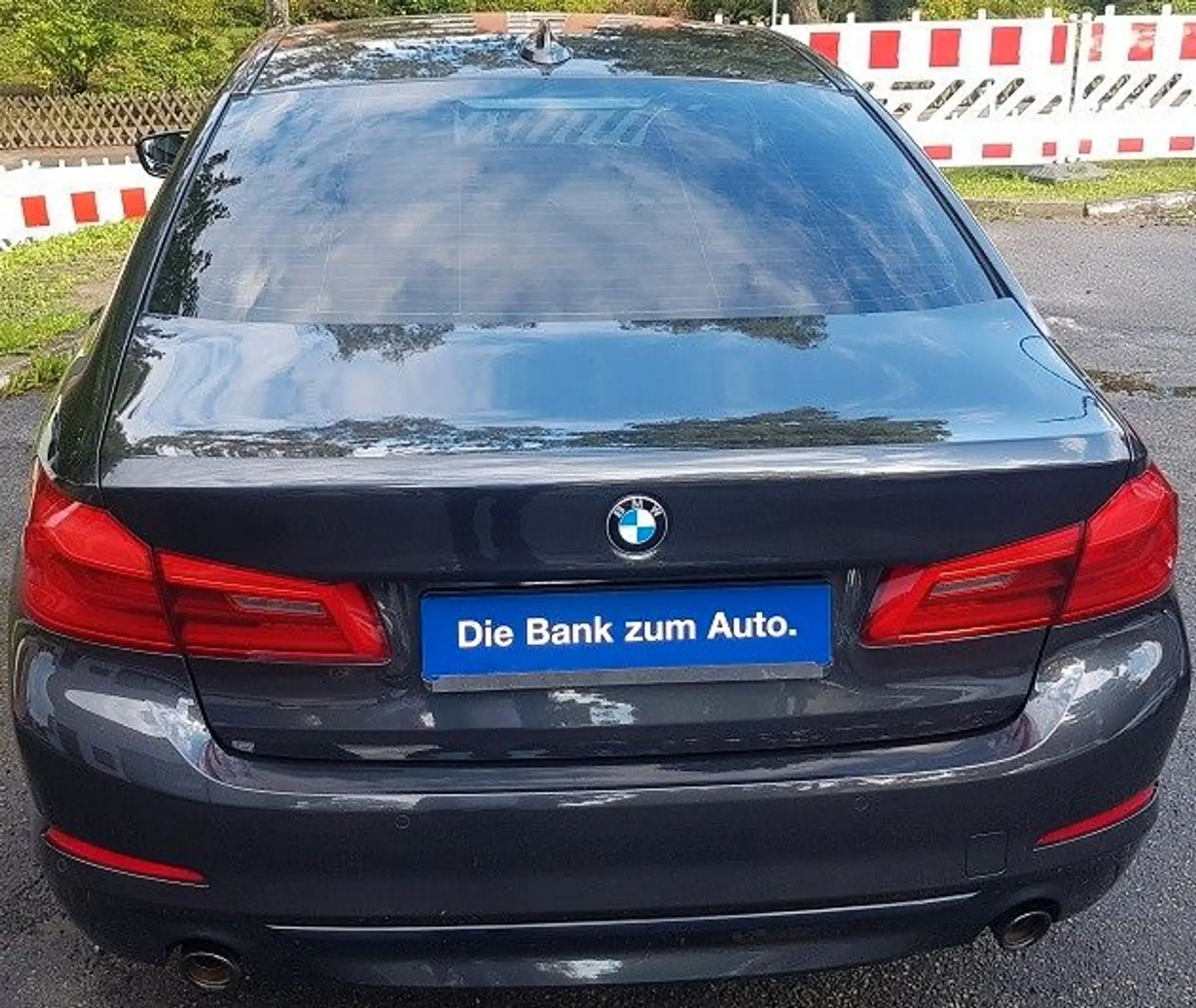 BMW - 520