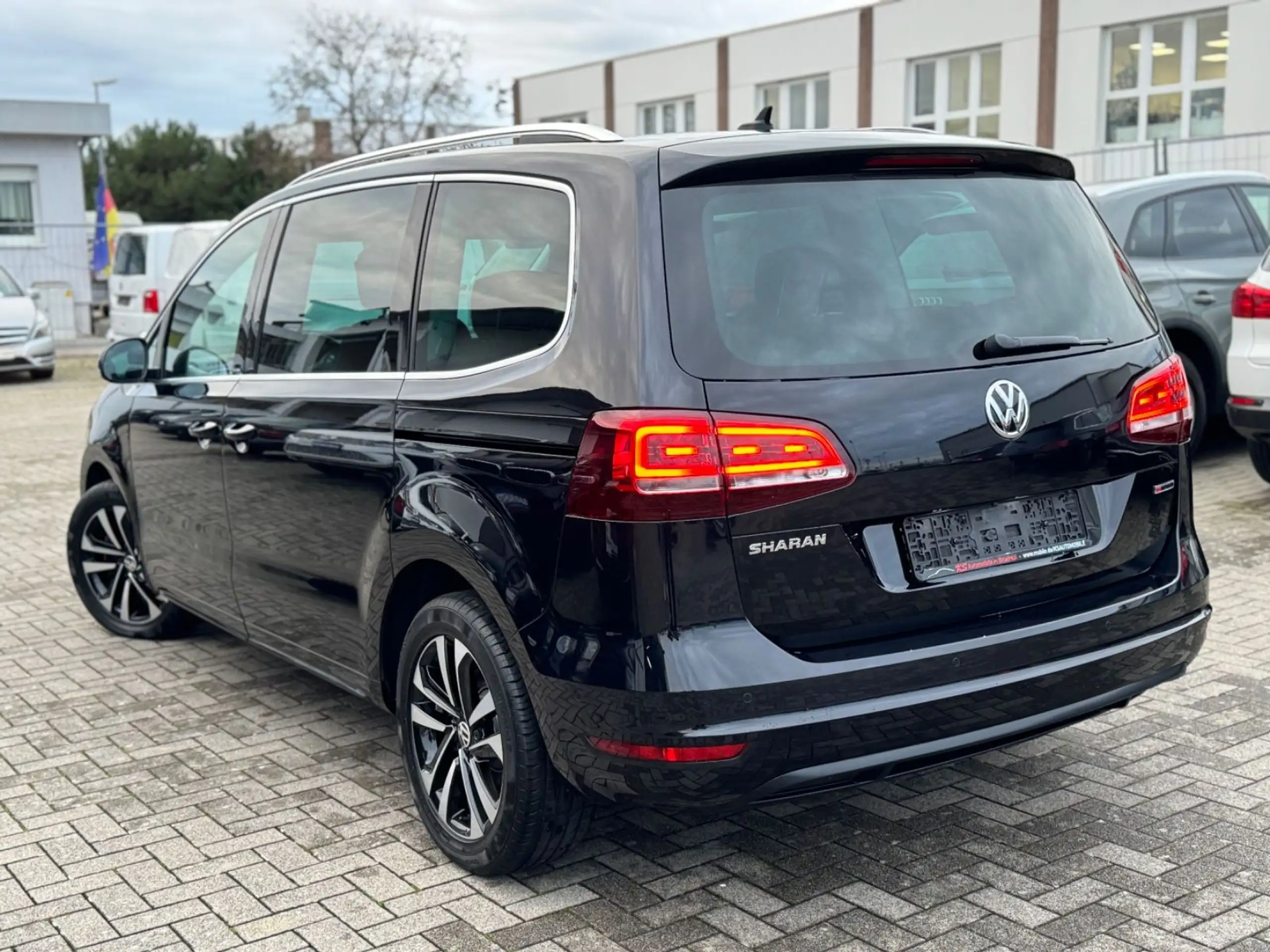 Volkswagen - Sharan