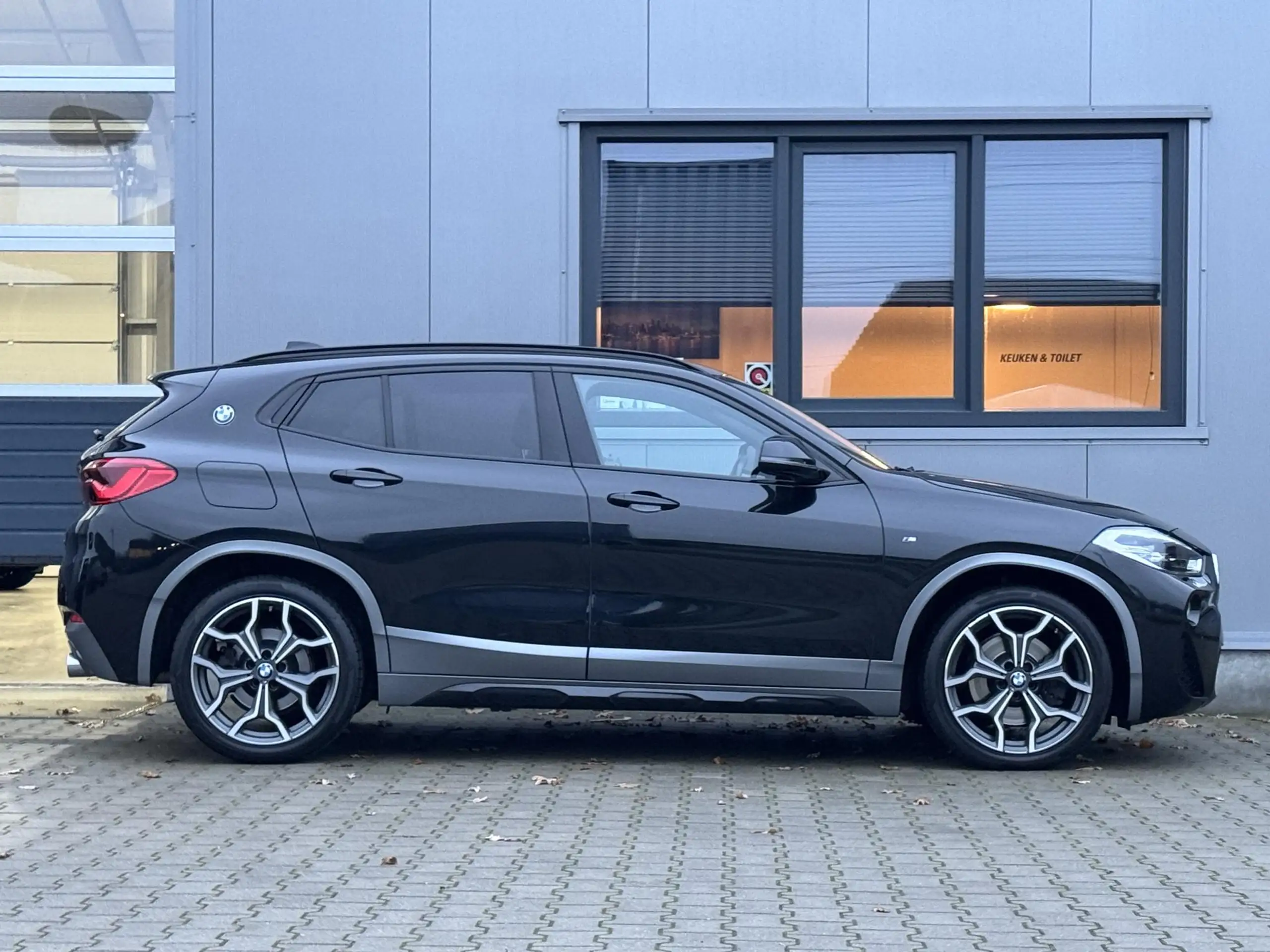 BMW - X2