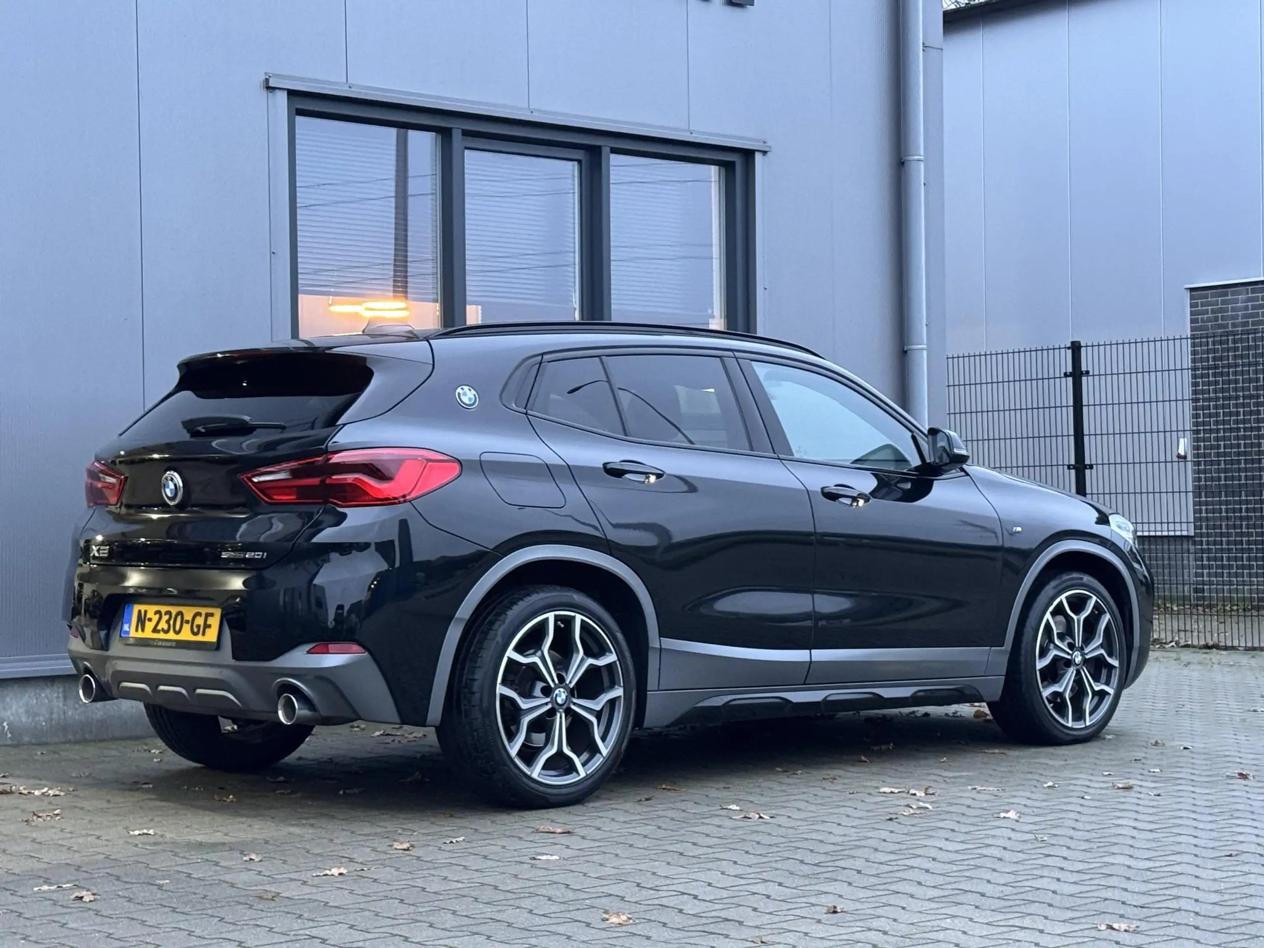 BMW - X2