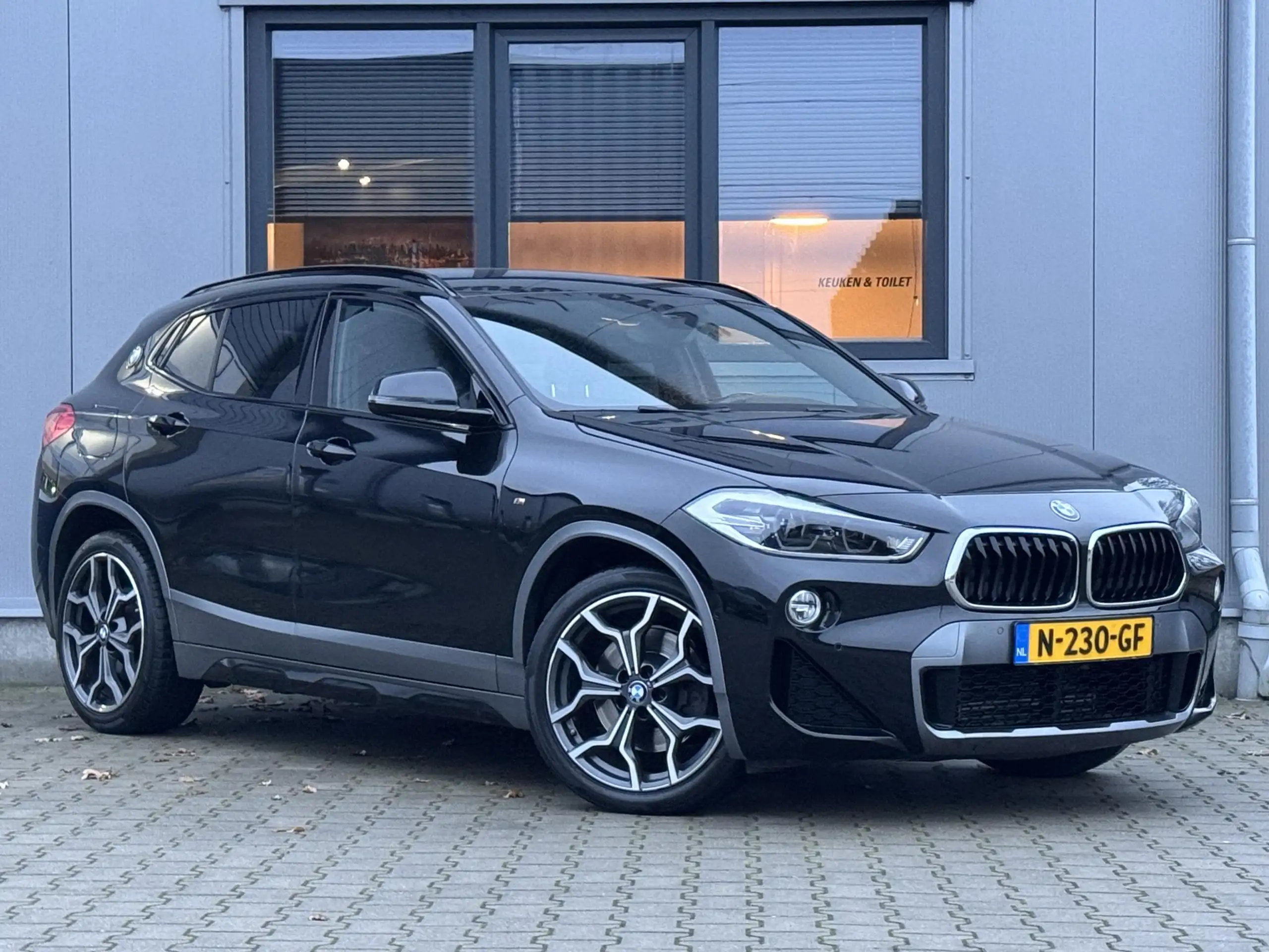 BMW - X2