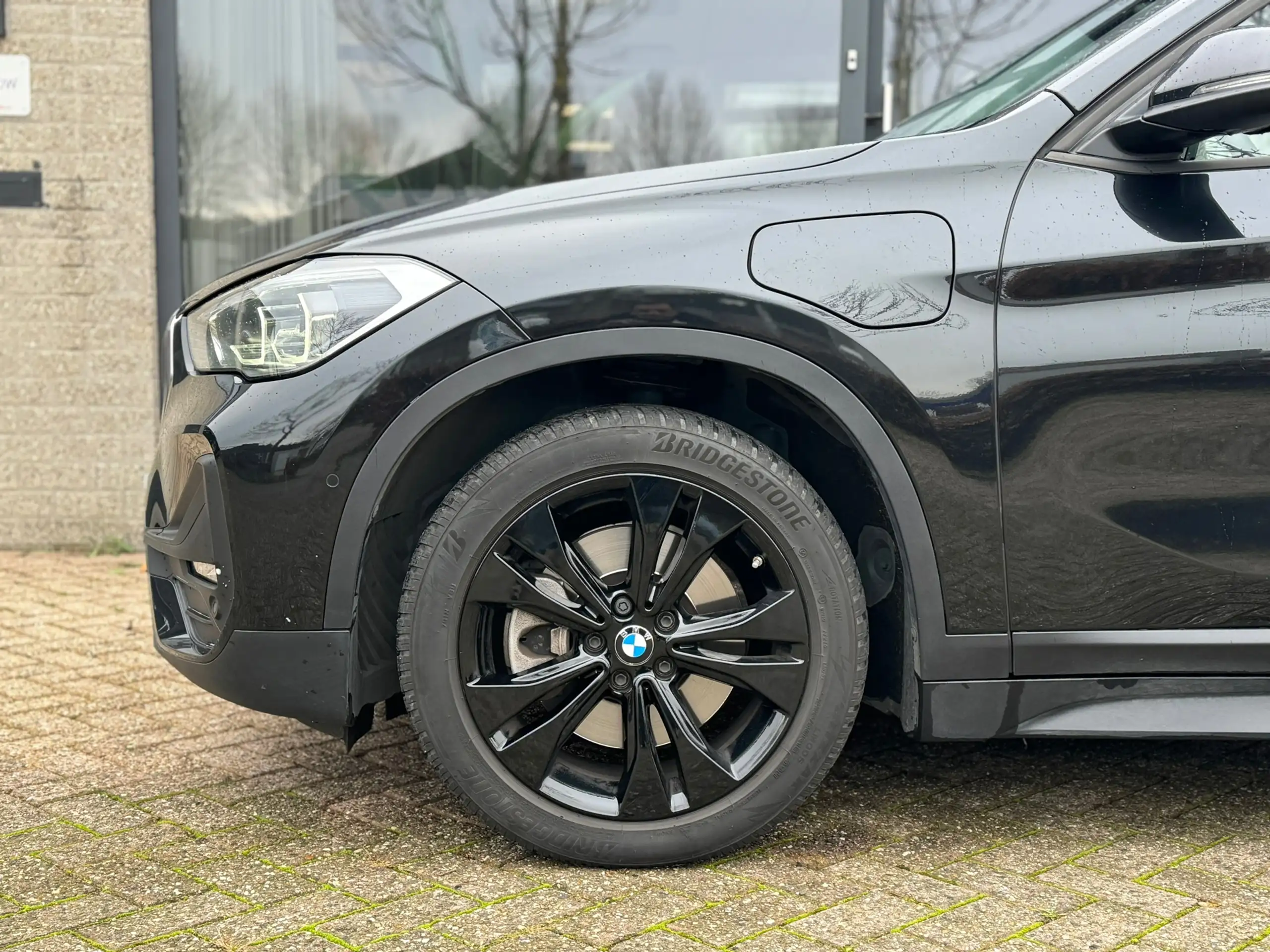 BMW - X1