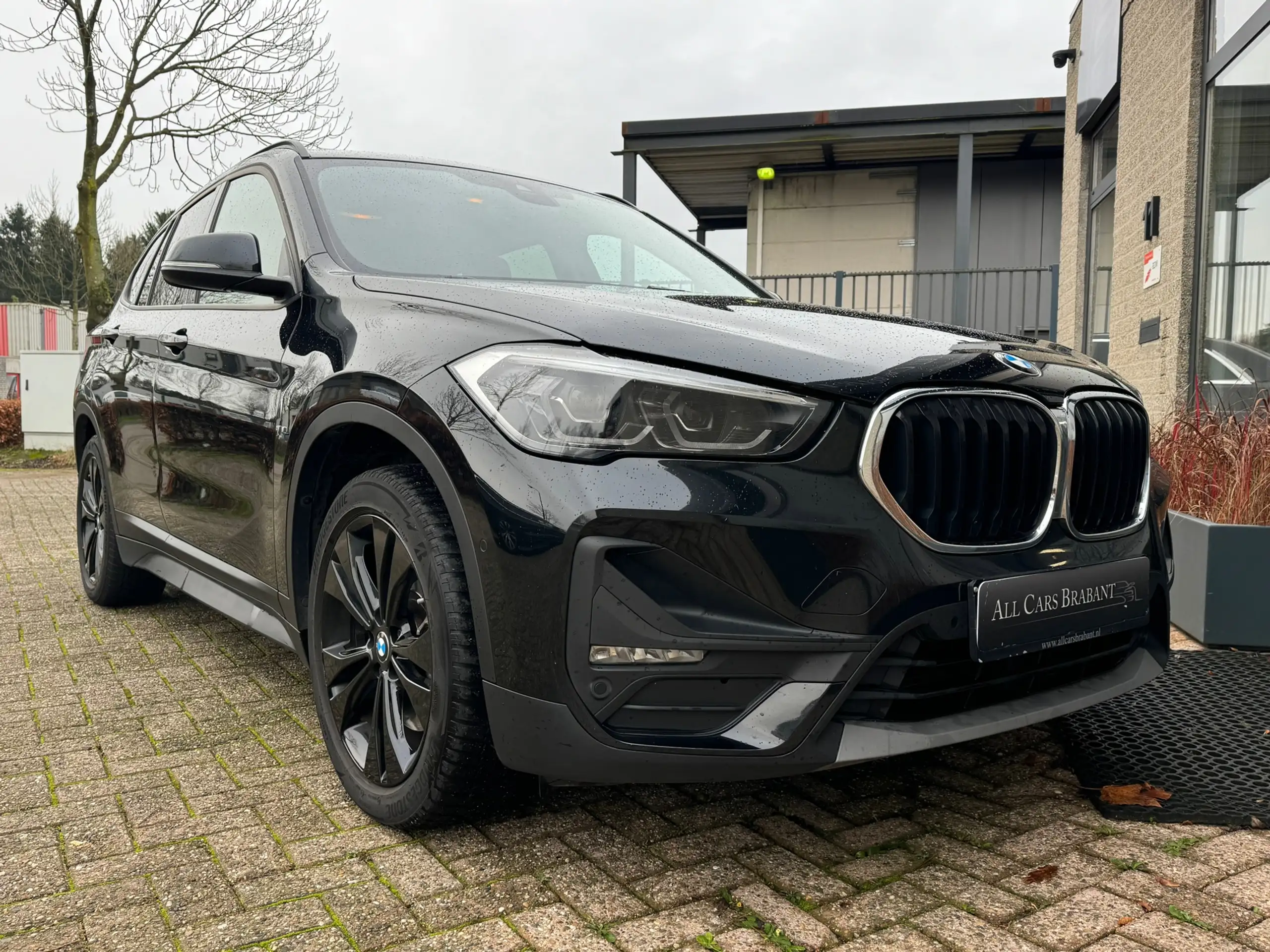 BMW - X1