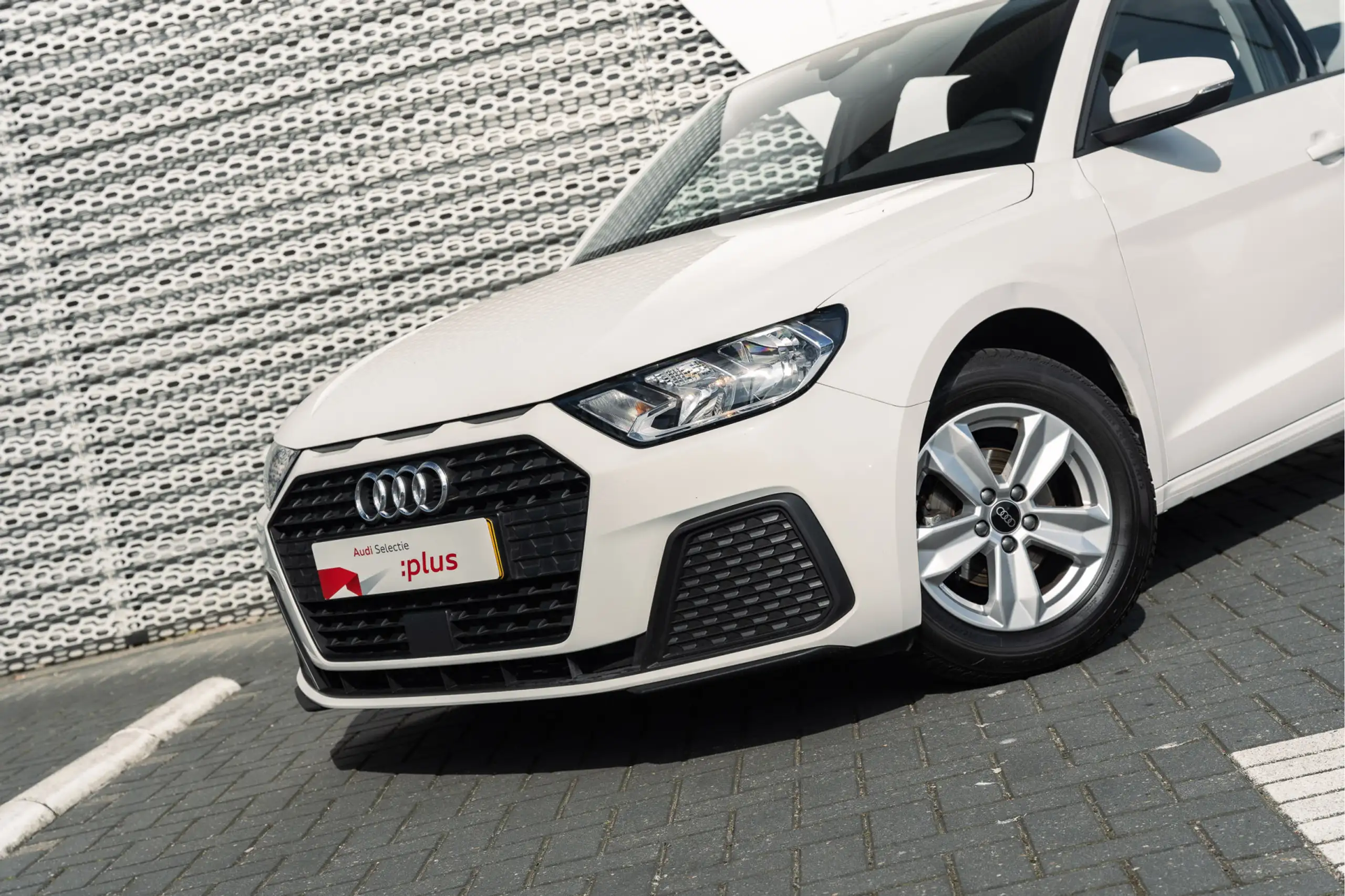 Audi - A1