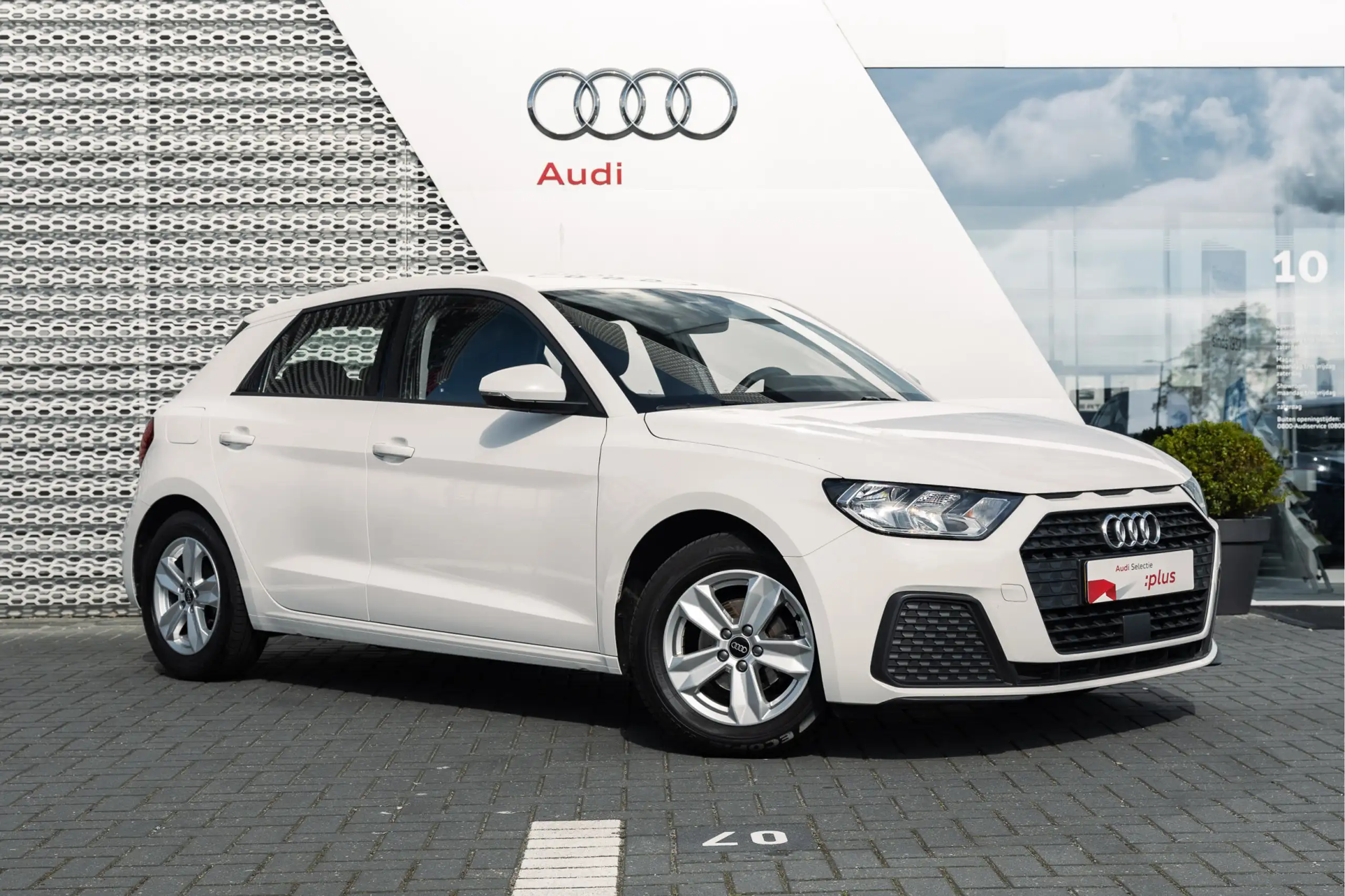 Audi - A1