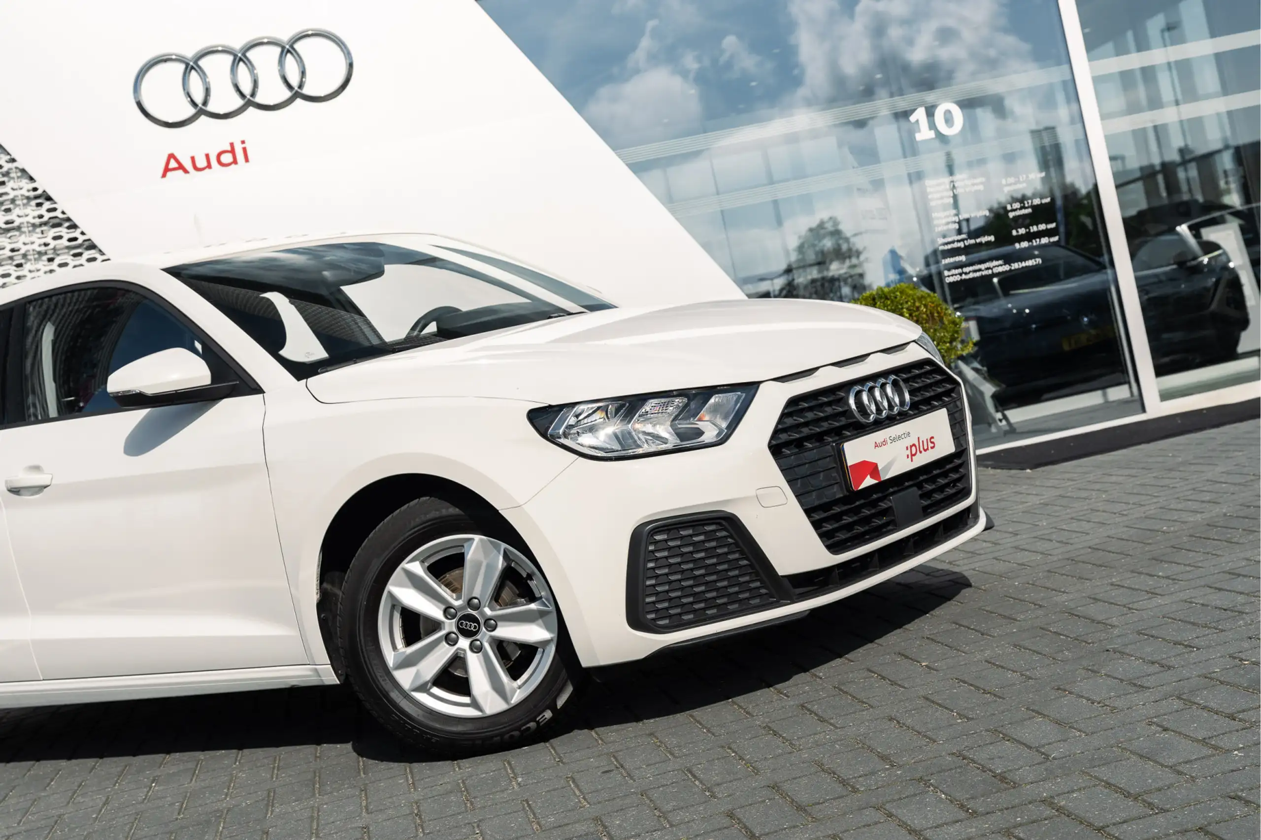 Audi - A1