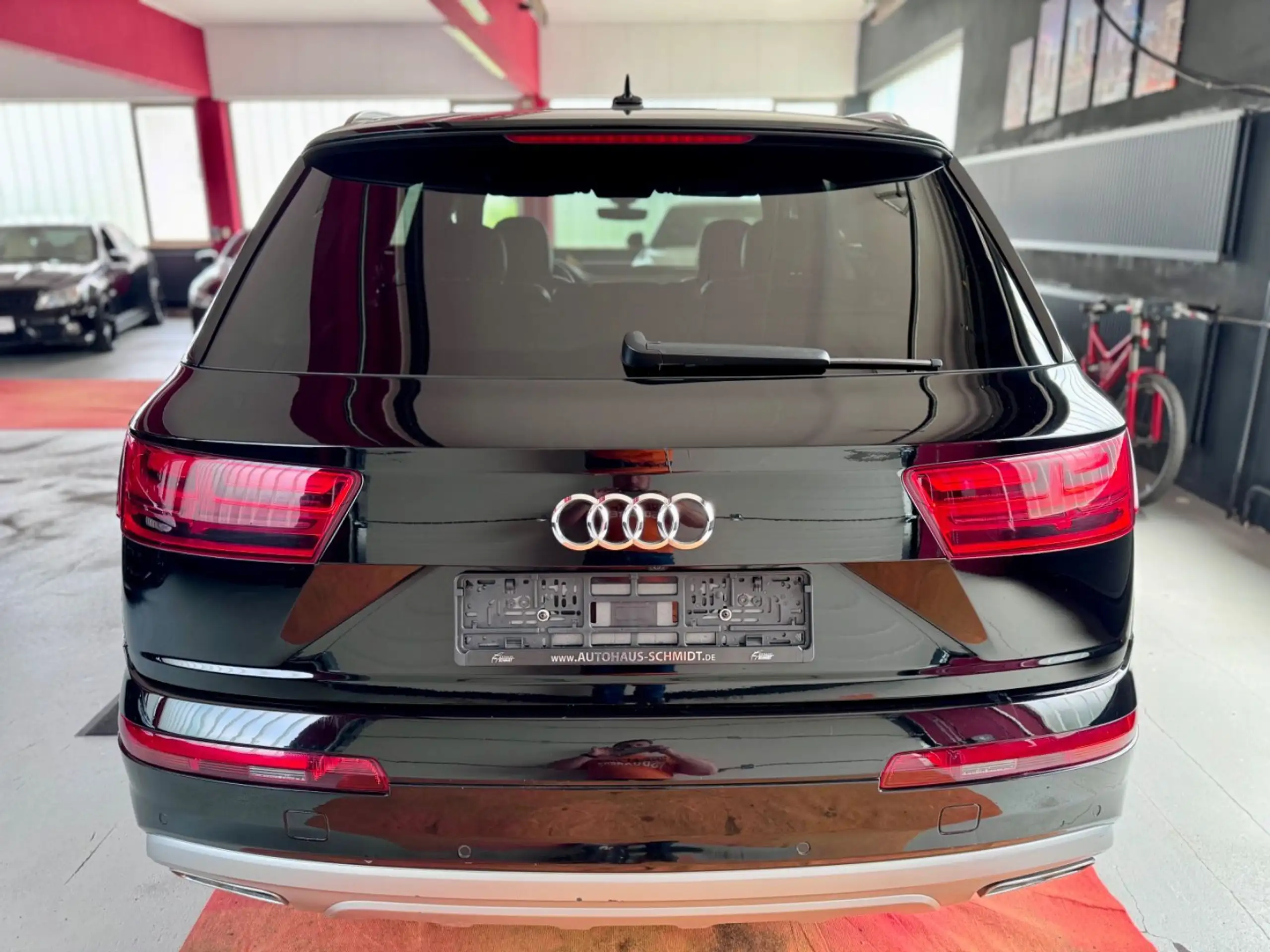 Audi - Q7