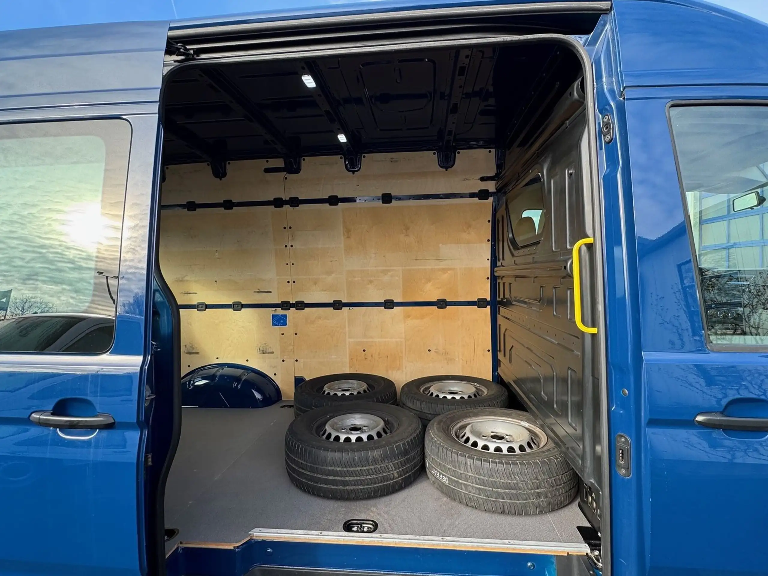 Volkswagen - Crafter