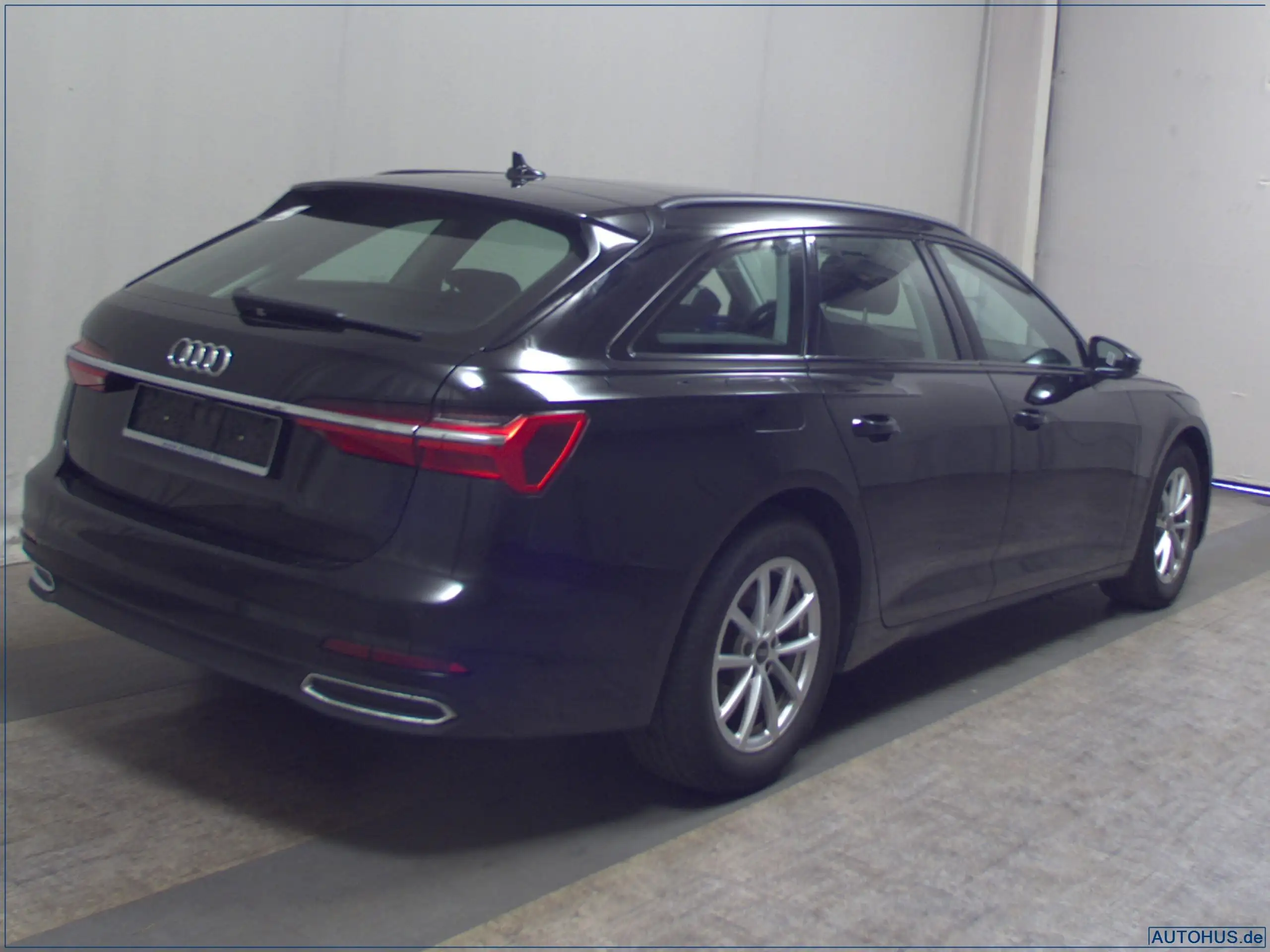 Audi - A6