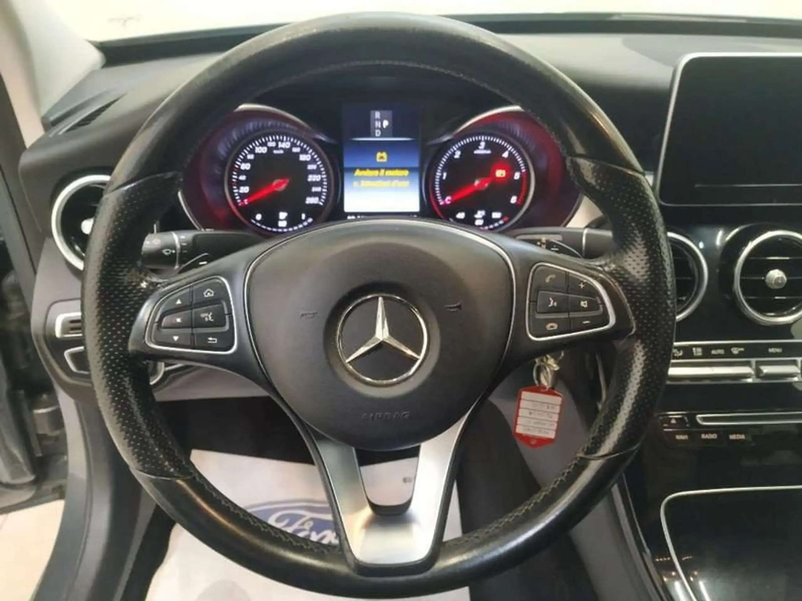 Mercedes-Benz - C 220