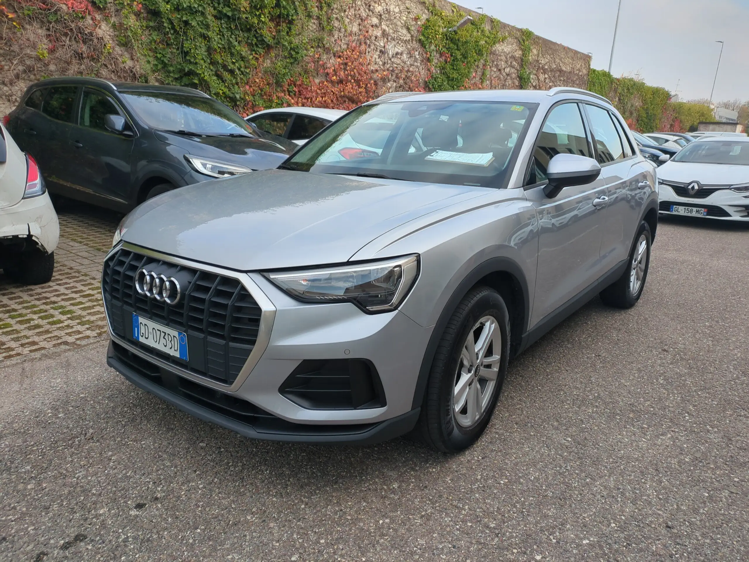 Audi - Q3