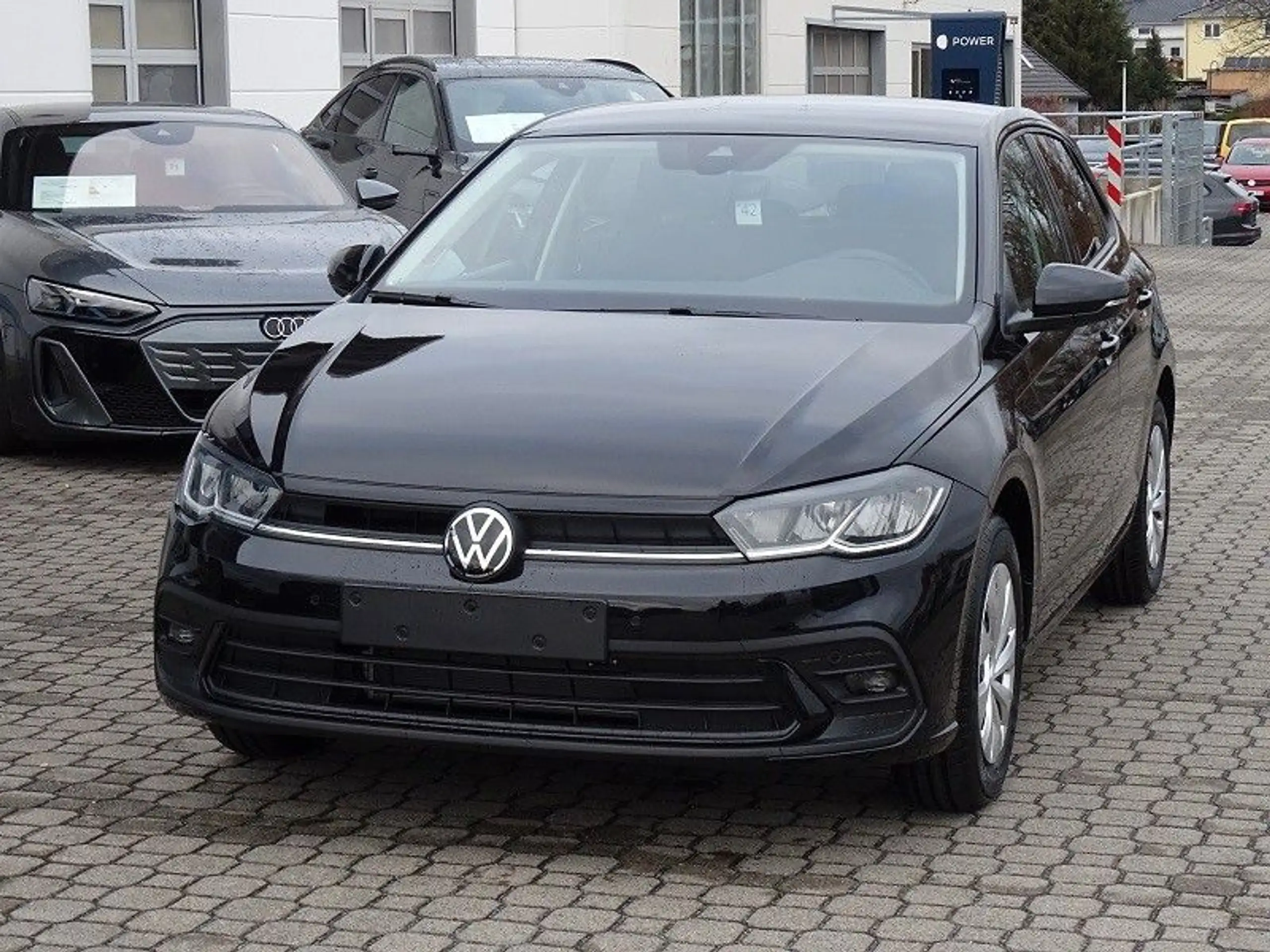 Volkswagen - Polo