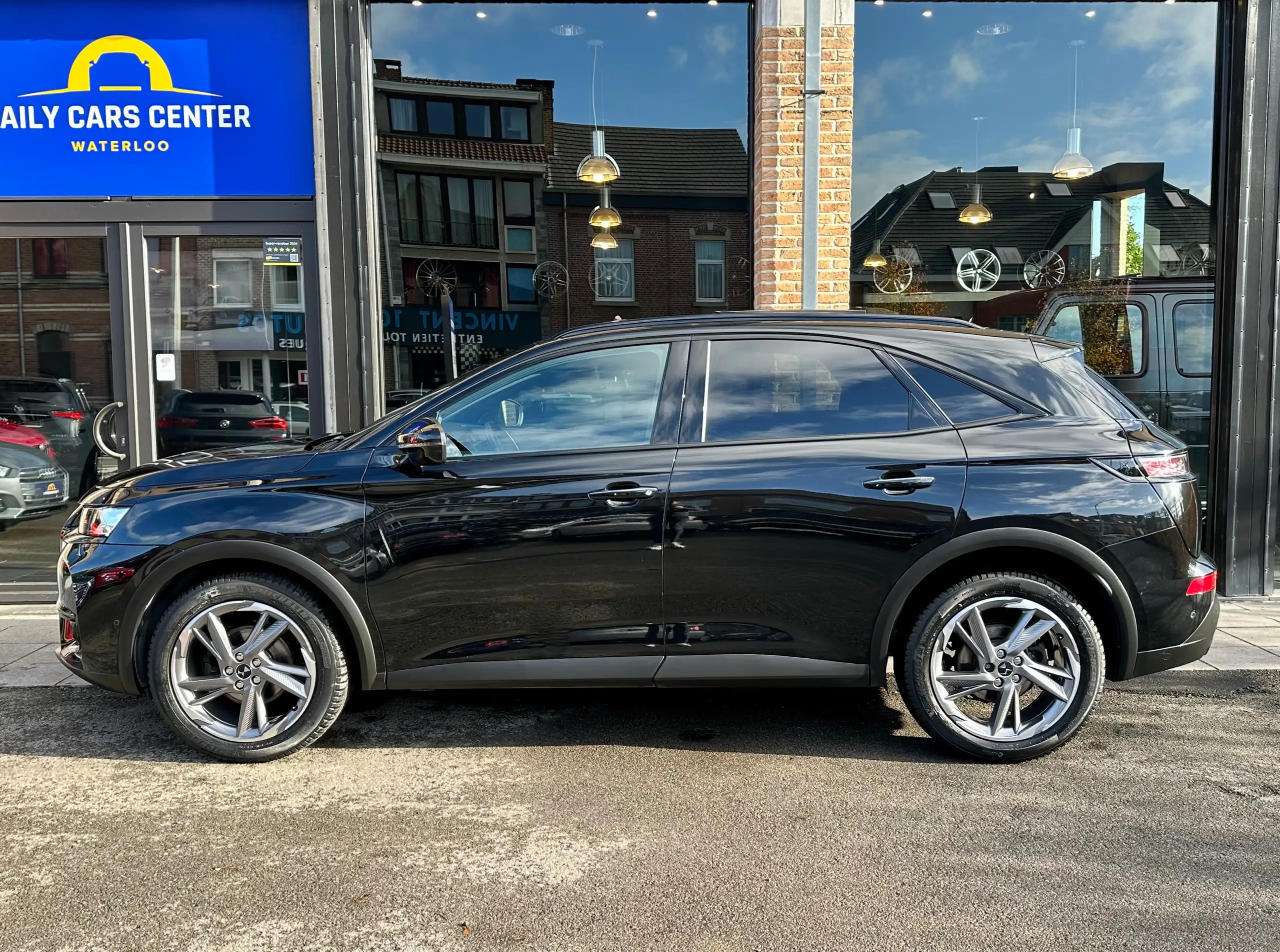 DS Automobiles - DS 7 Crossback