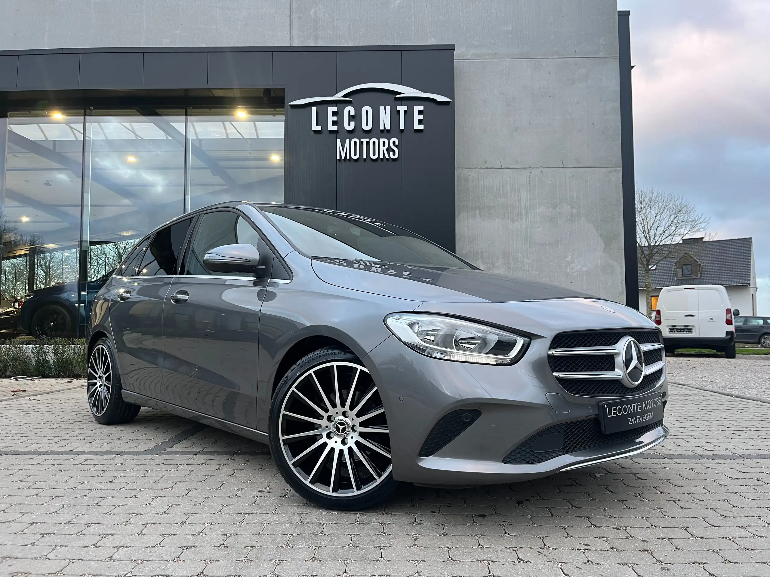 Mercedes-Benz B 180 2020