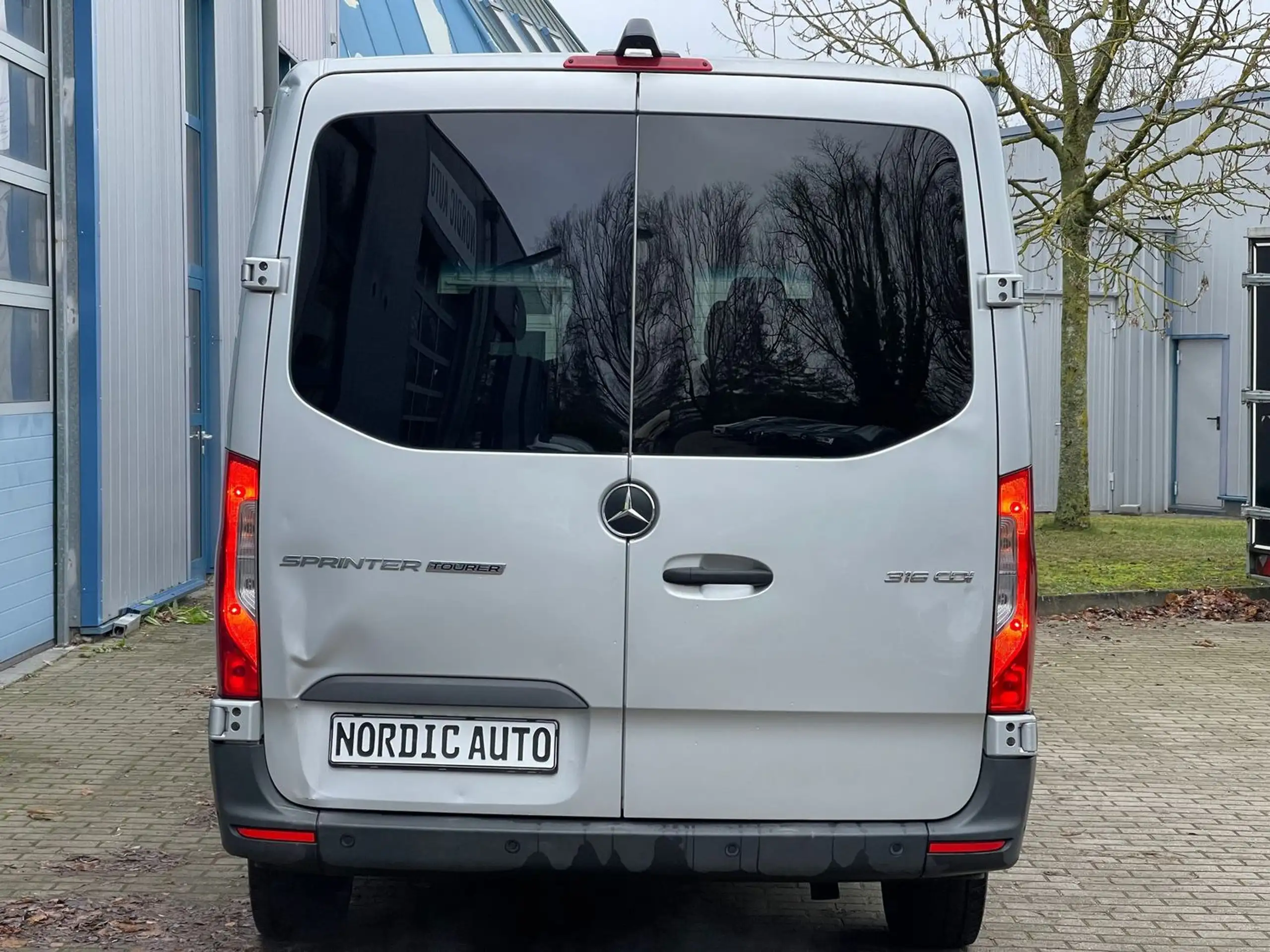 Mercedes-Benz - Sprinter