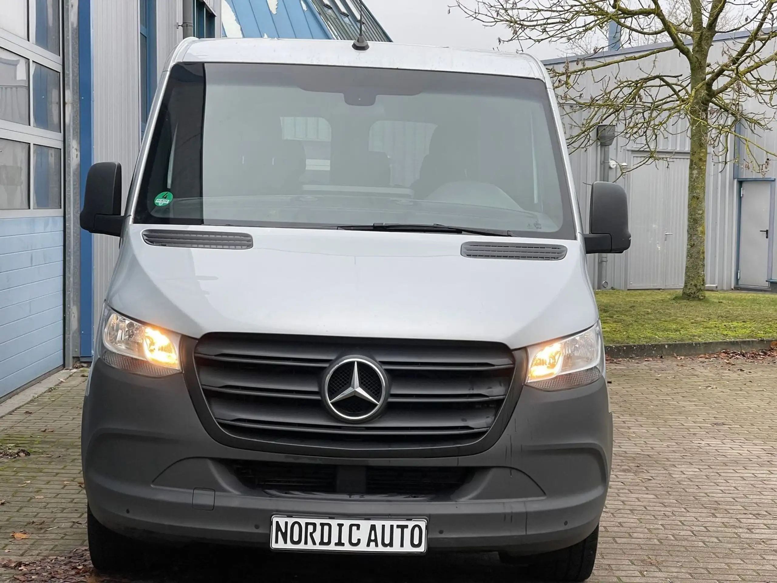 Mercedes-Benz - Sprinter