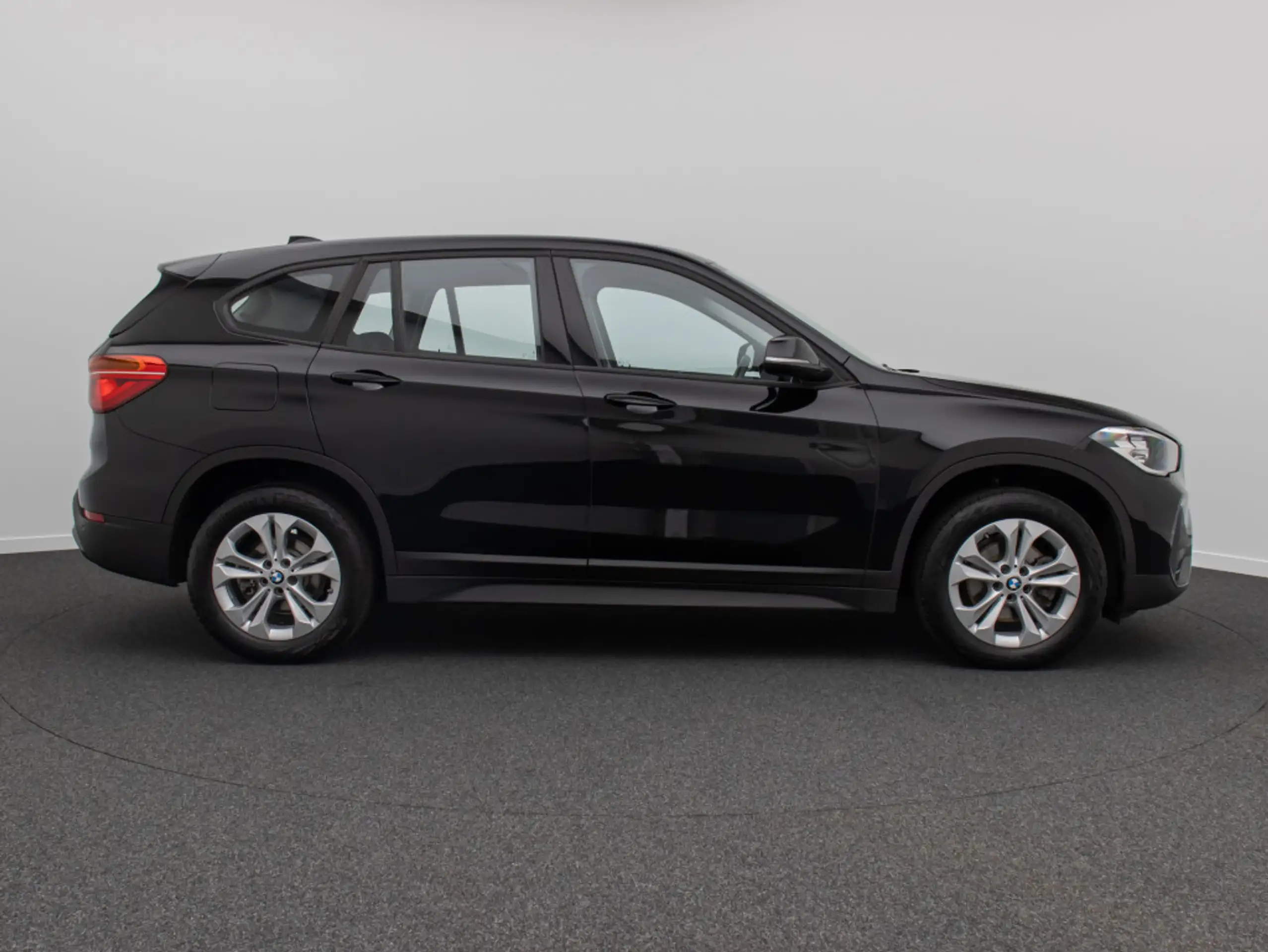 BMW - X1