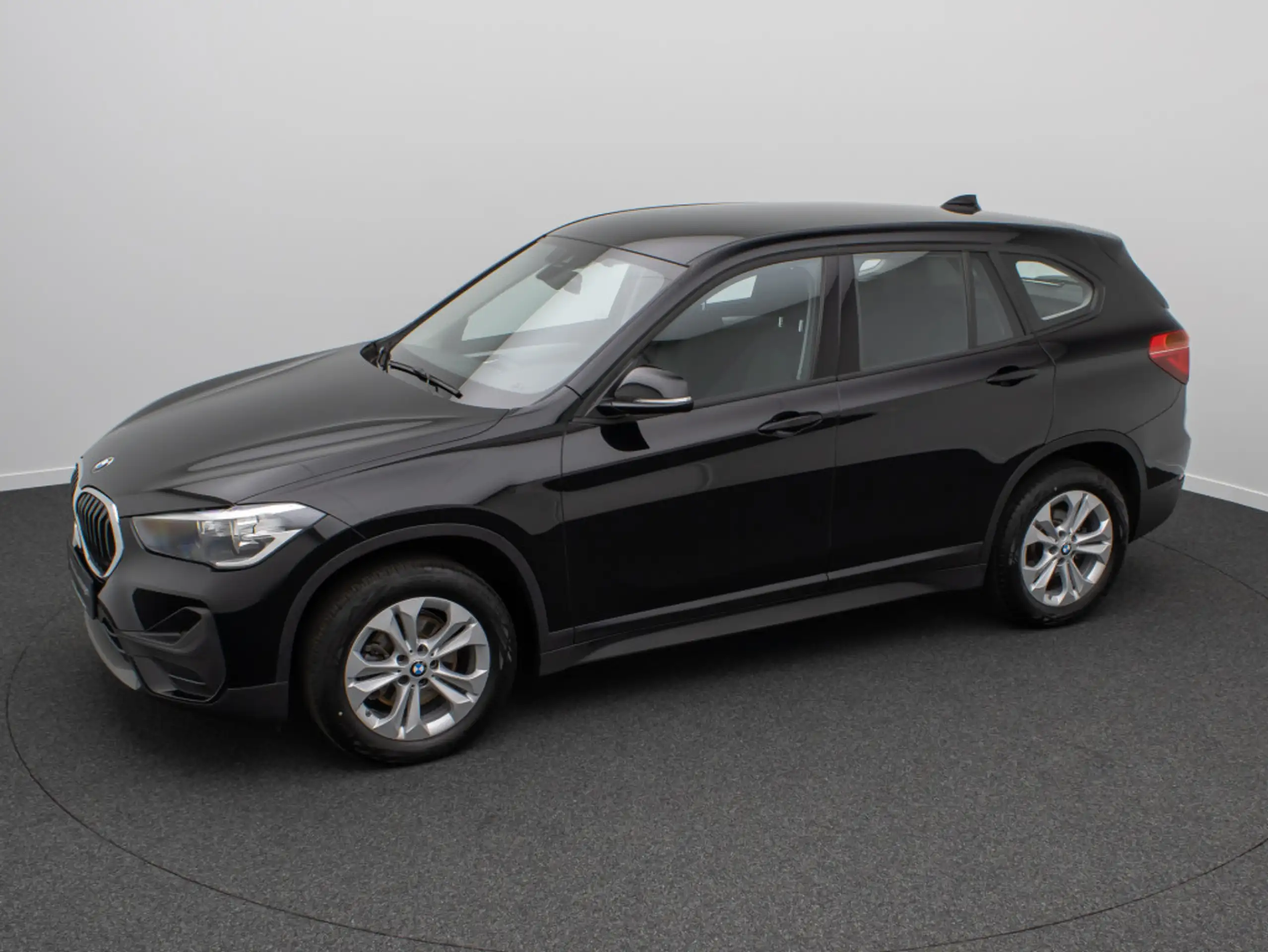 BMW - X1