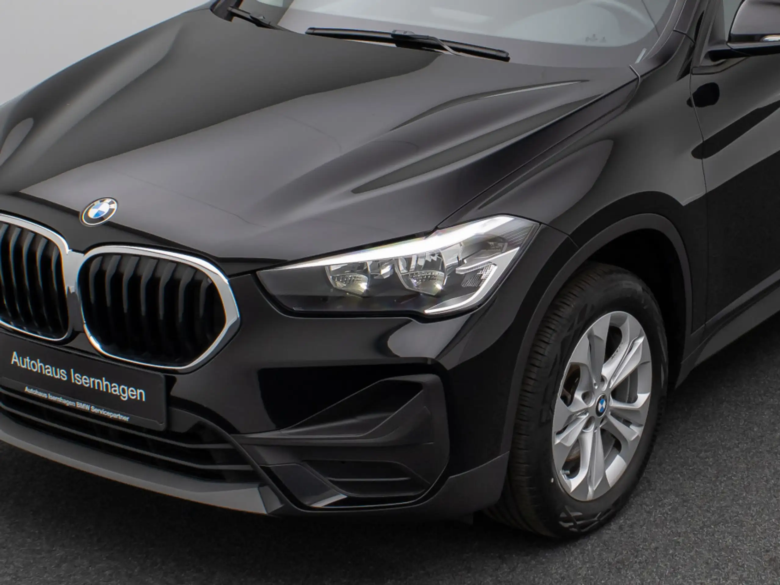 BMW - X1