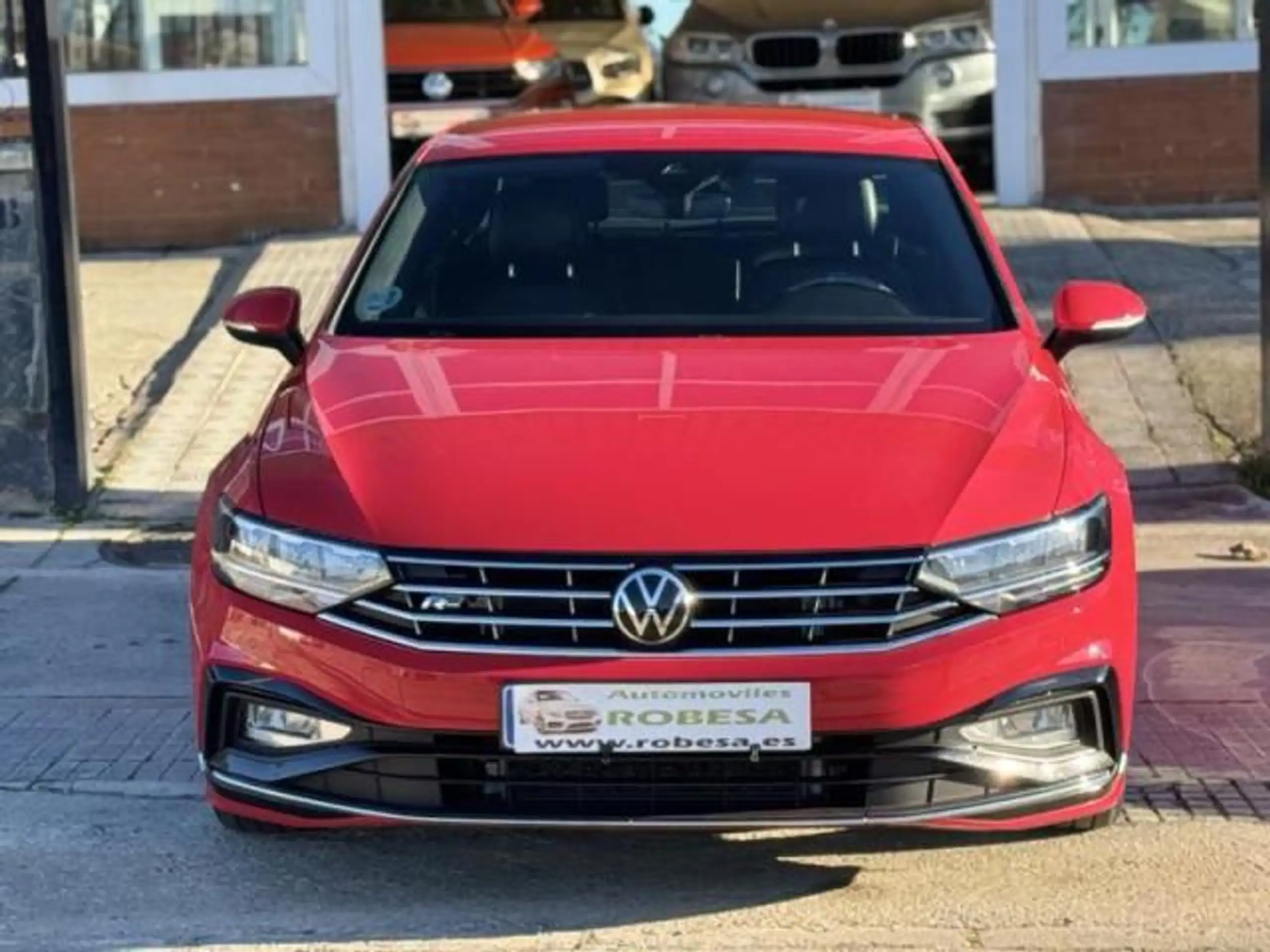 Volkswagen - Passat