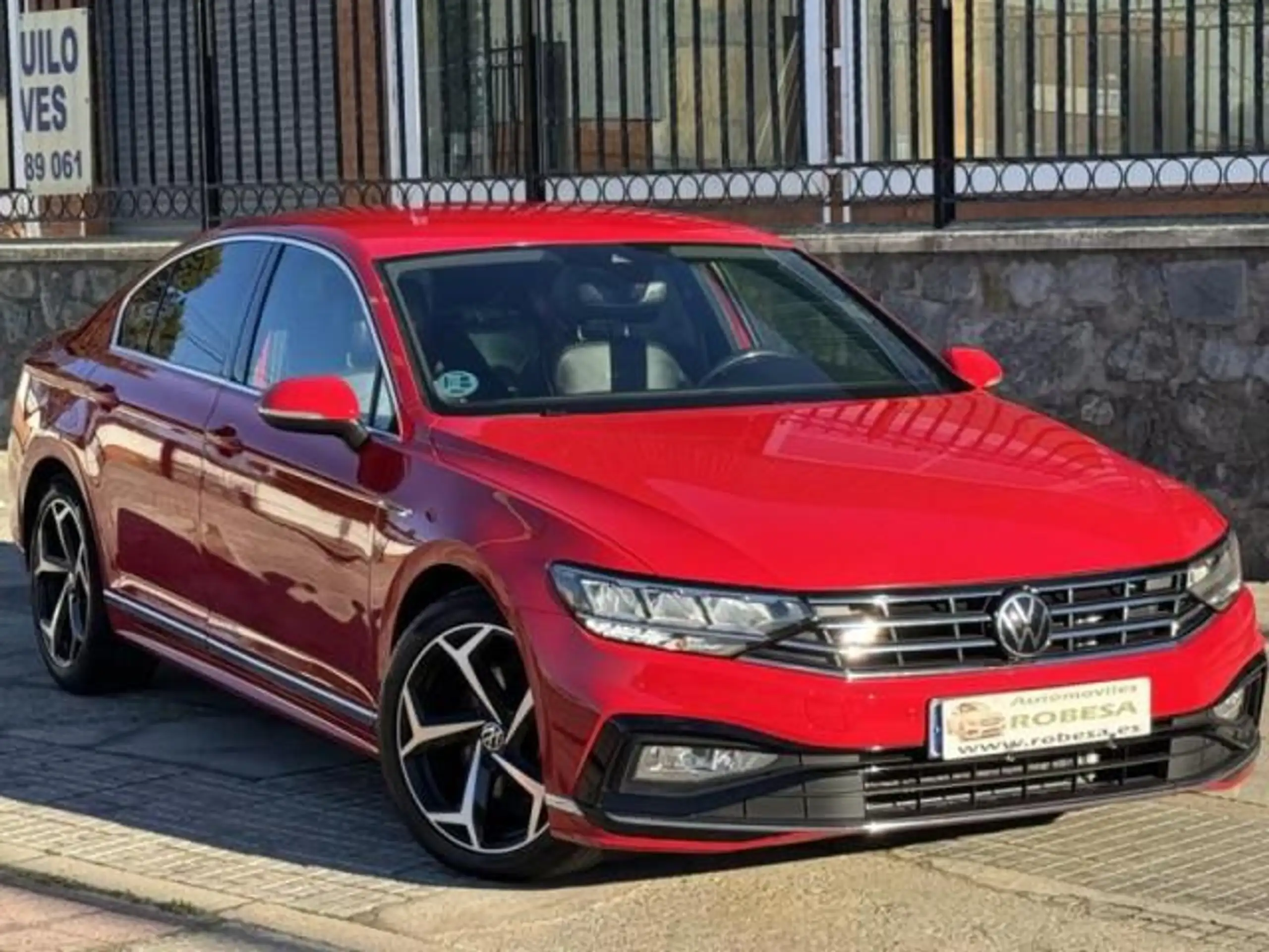 Volkswagen - Passat