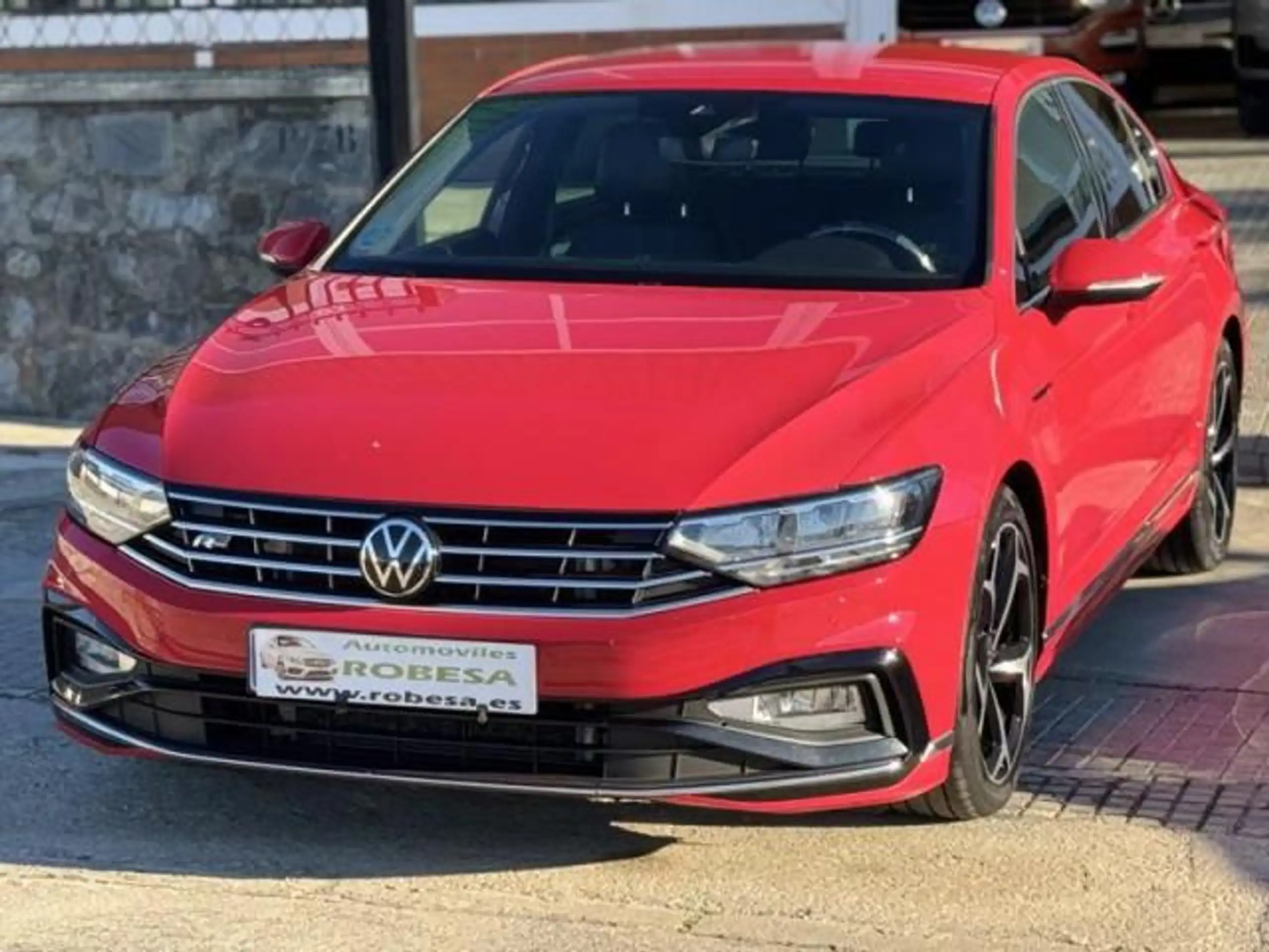 Volkswagen - Passat