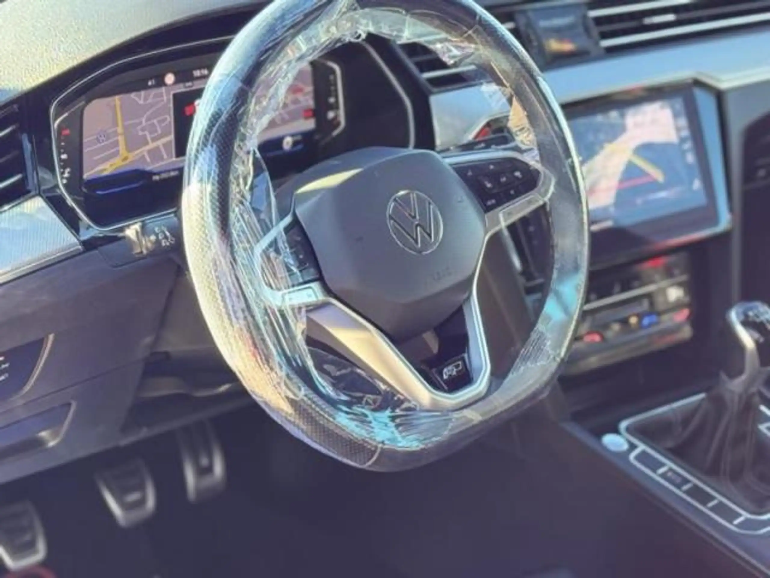 Volkswagen - Passat