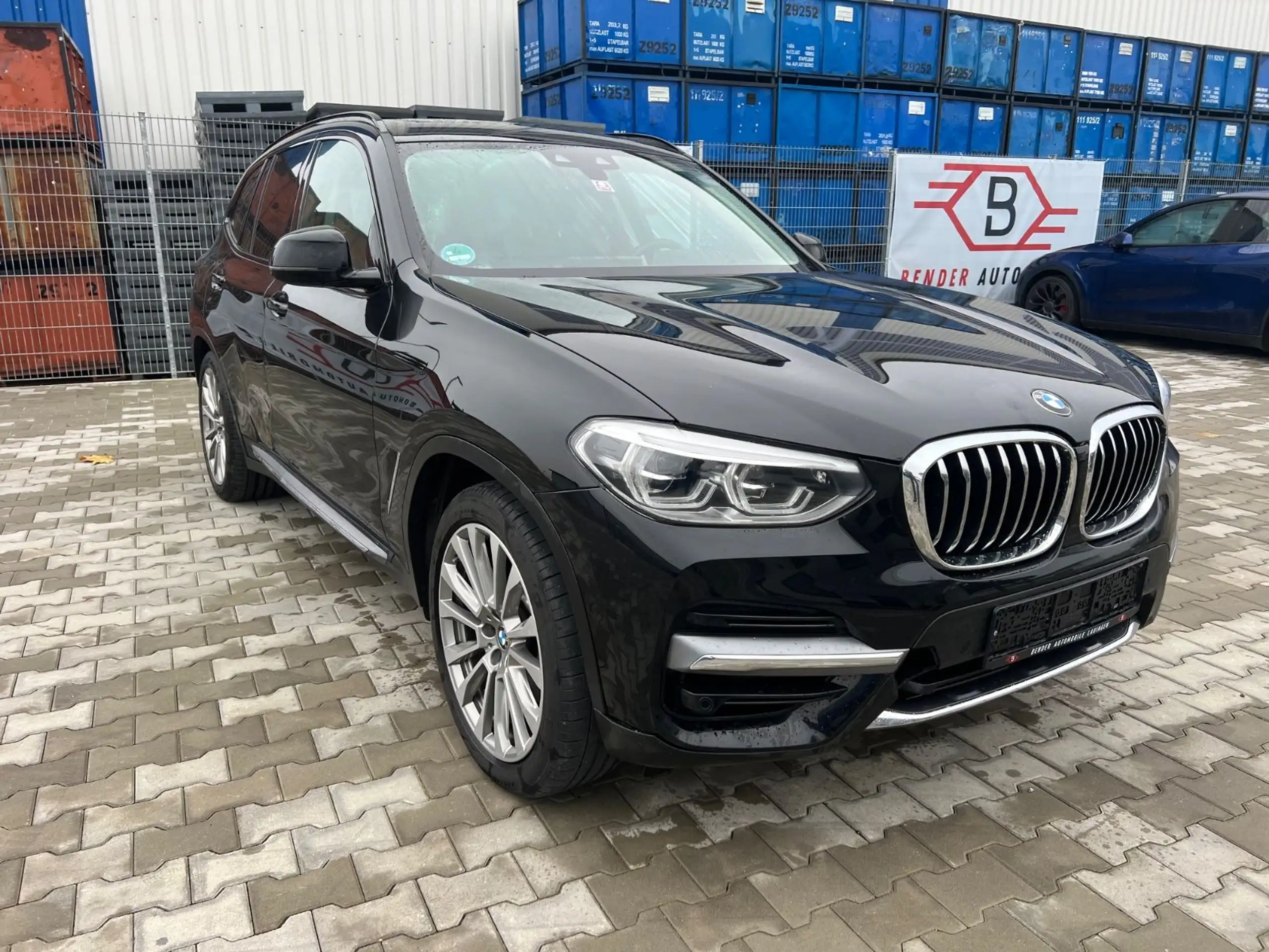 BMW - X3