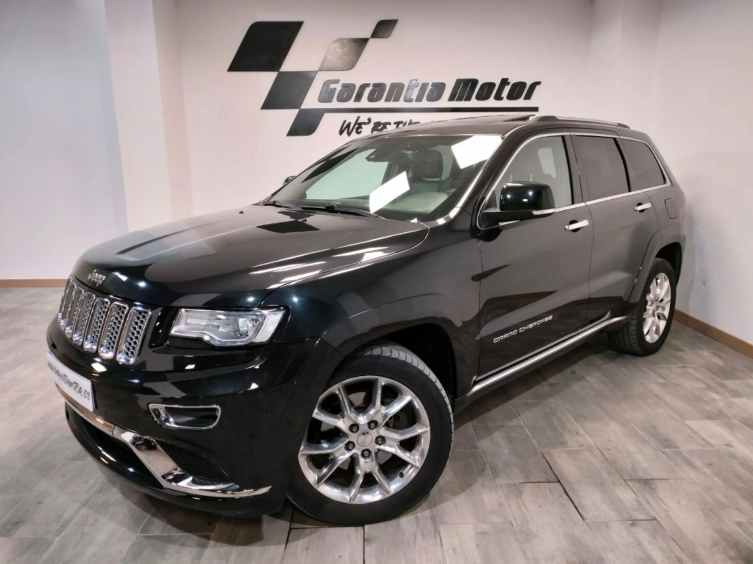 Jeep - Grand Cherokee