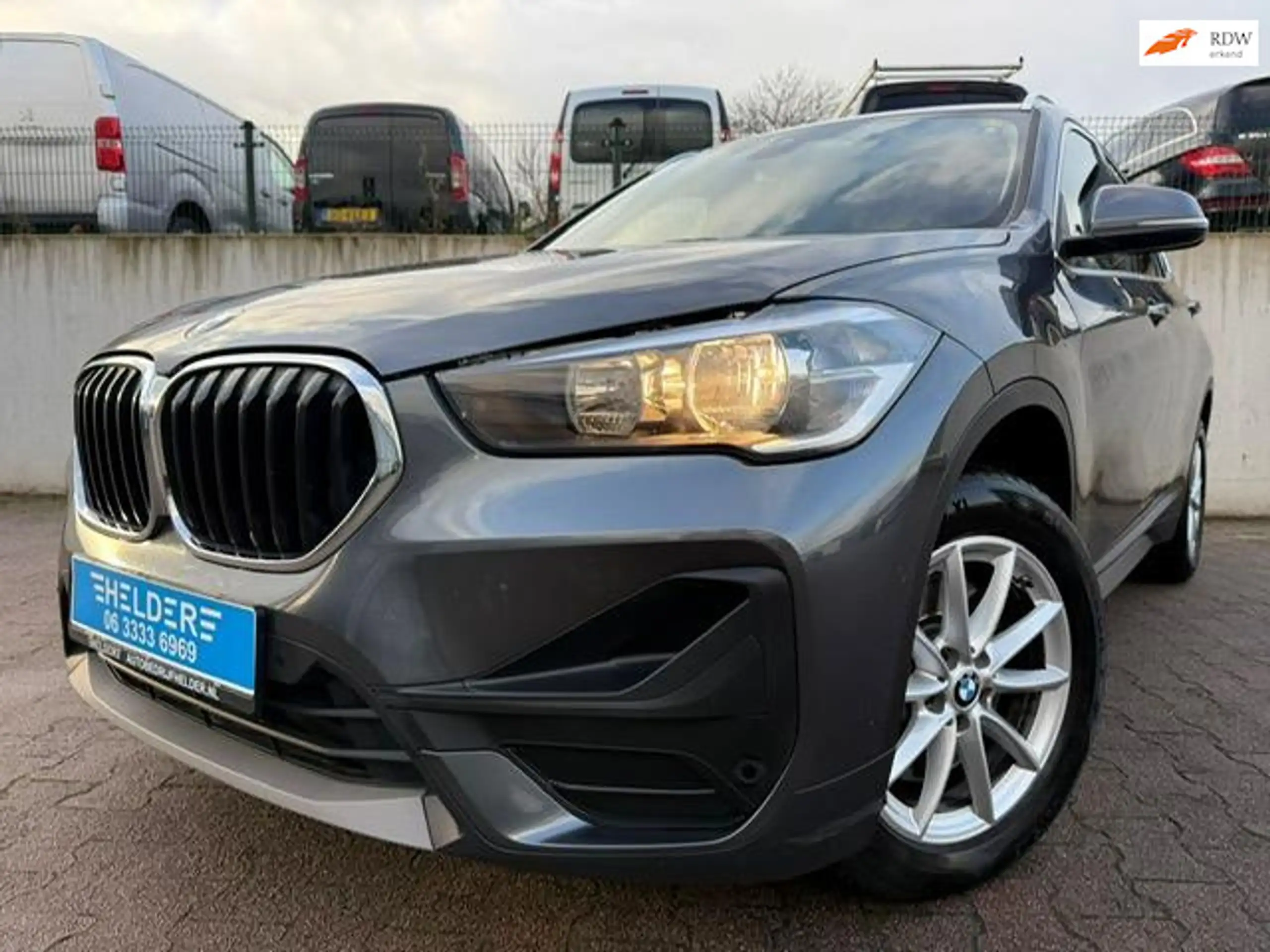 BMW - X1