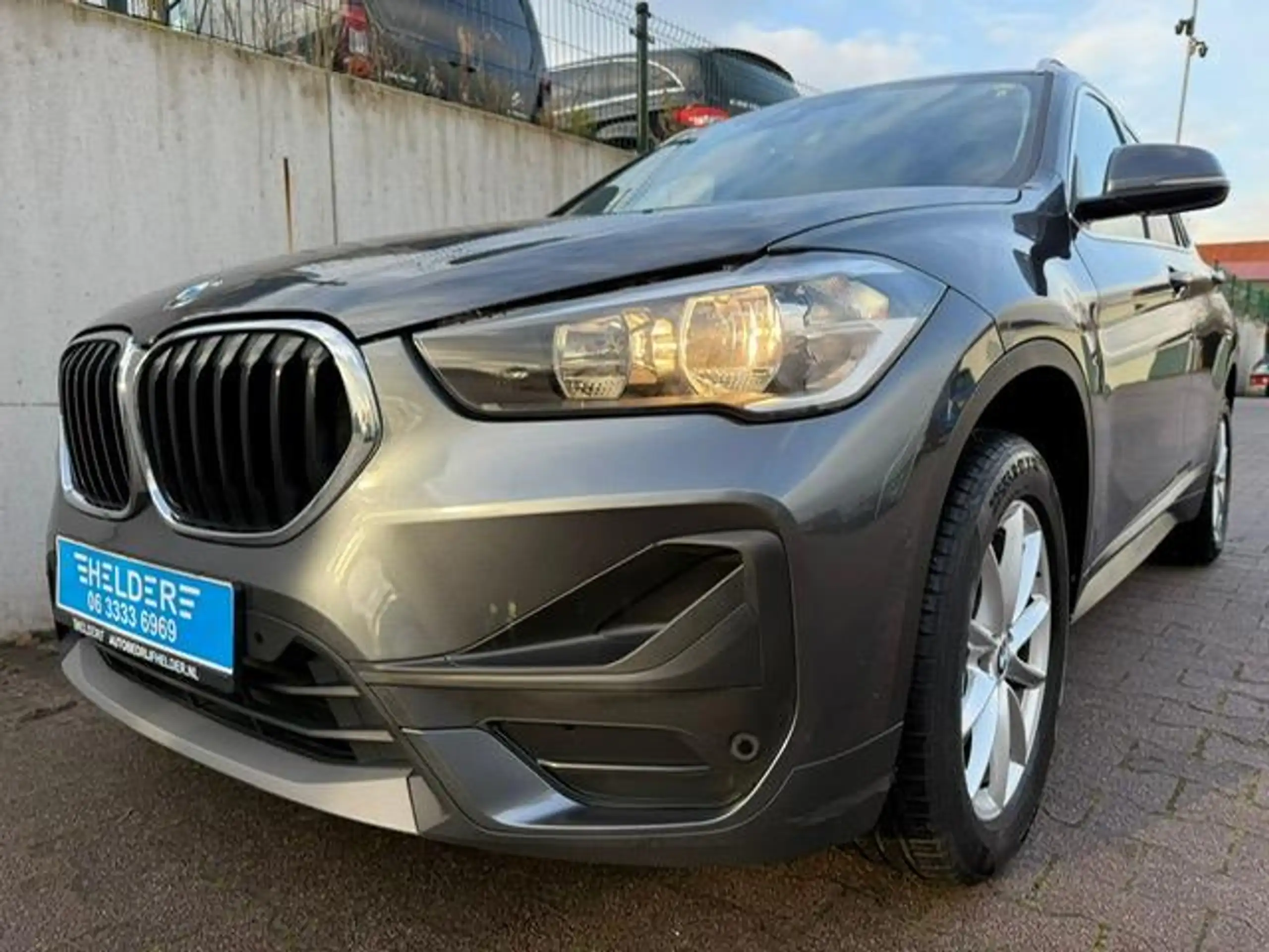 BMW - X1