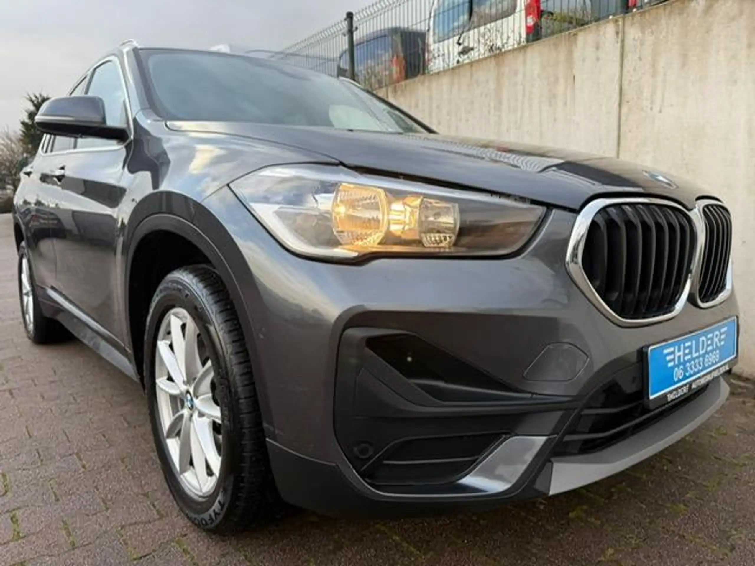 BMW - X1