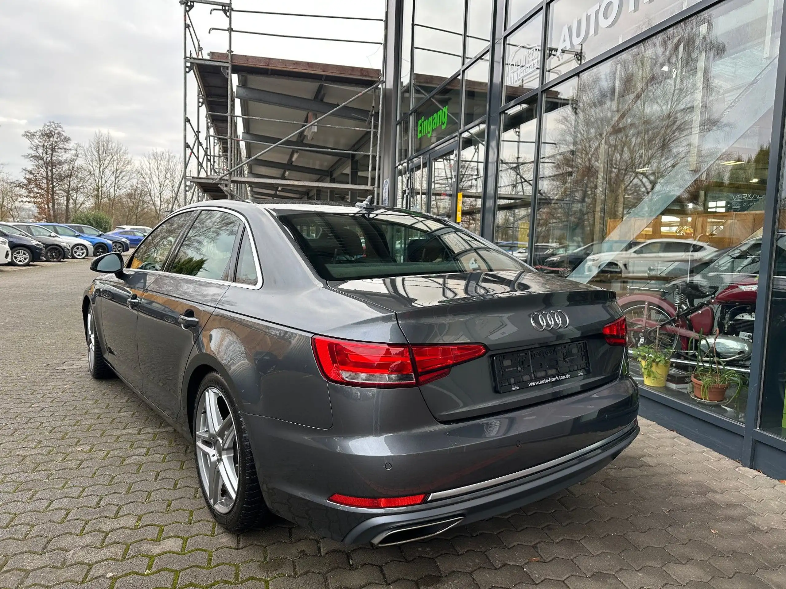 Audi - A4