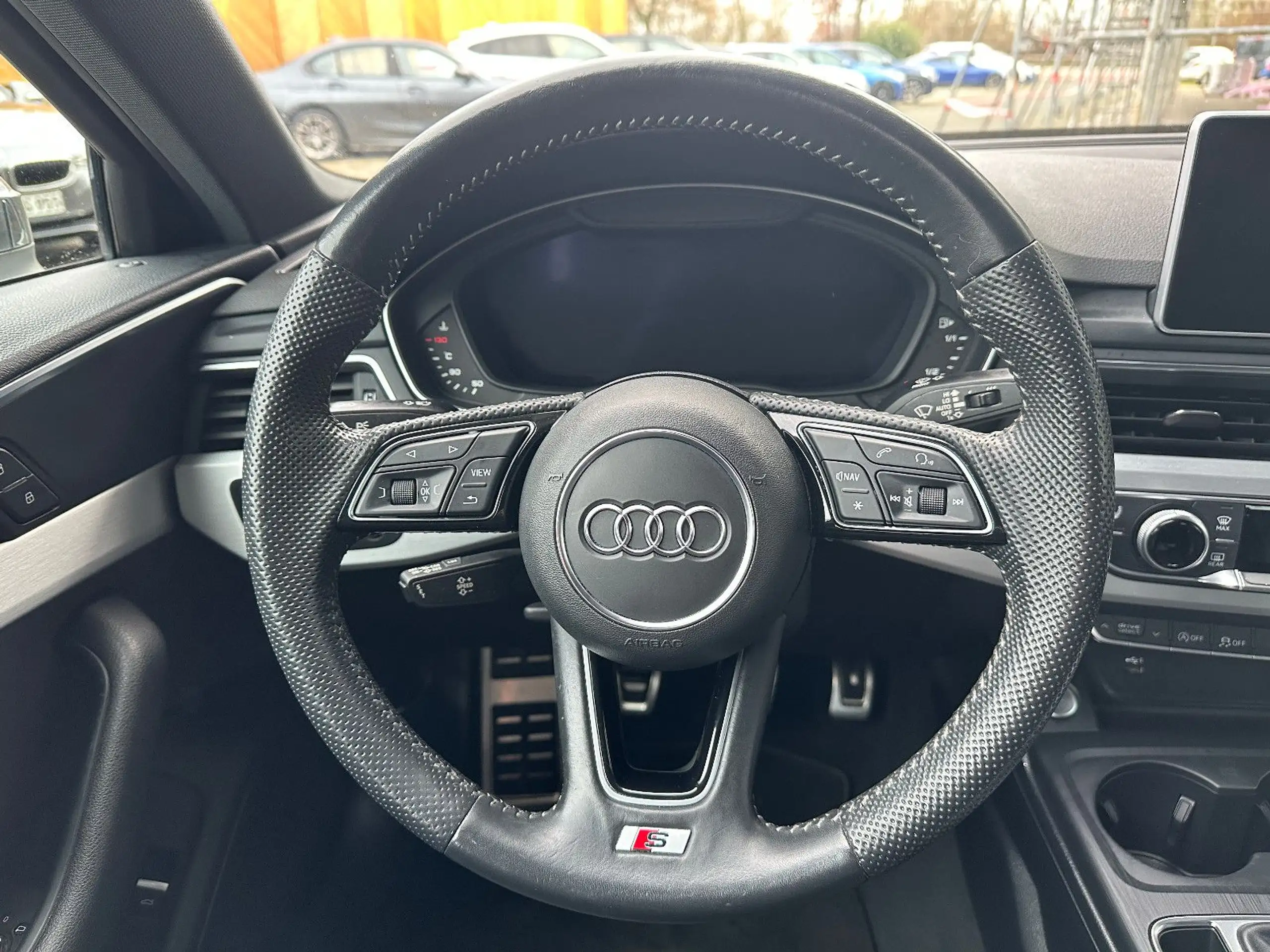 Audi - A4