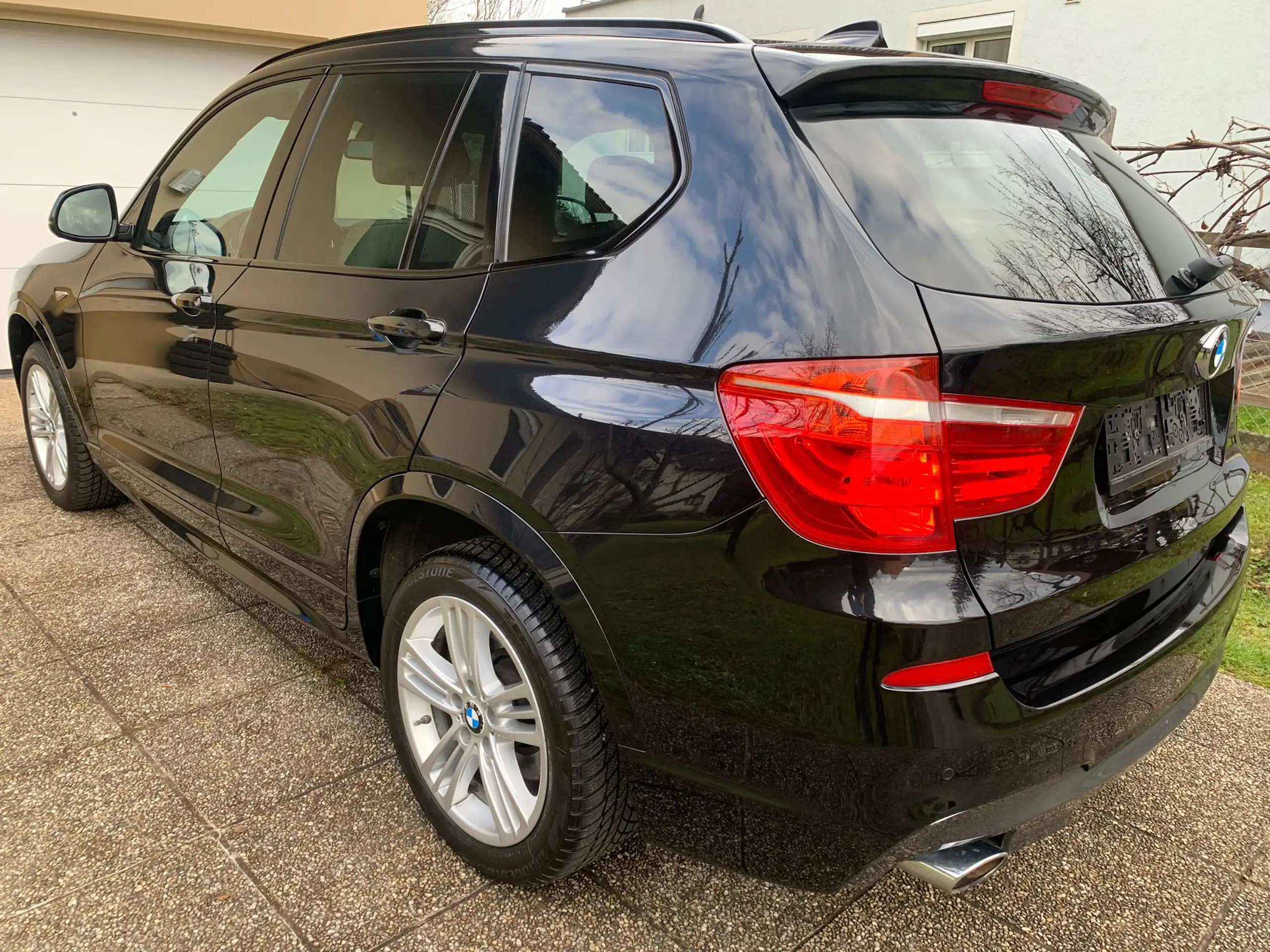 BMW - X3