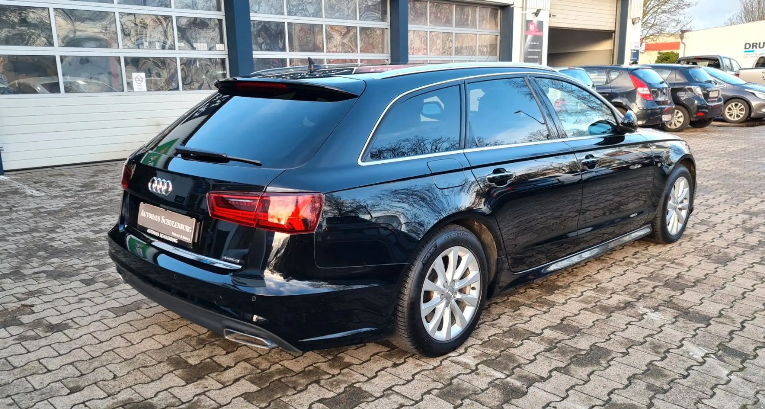 Audi - A6