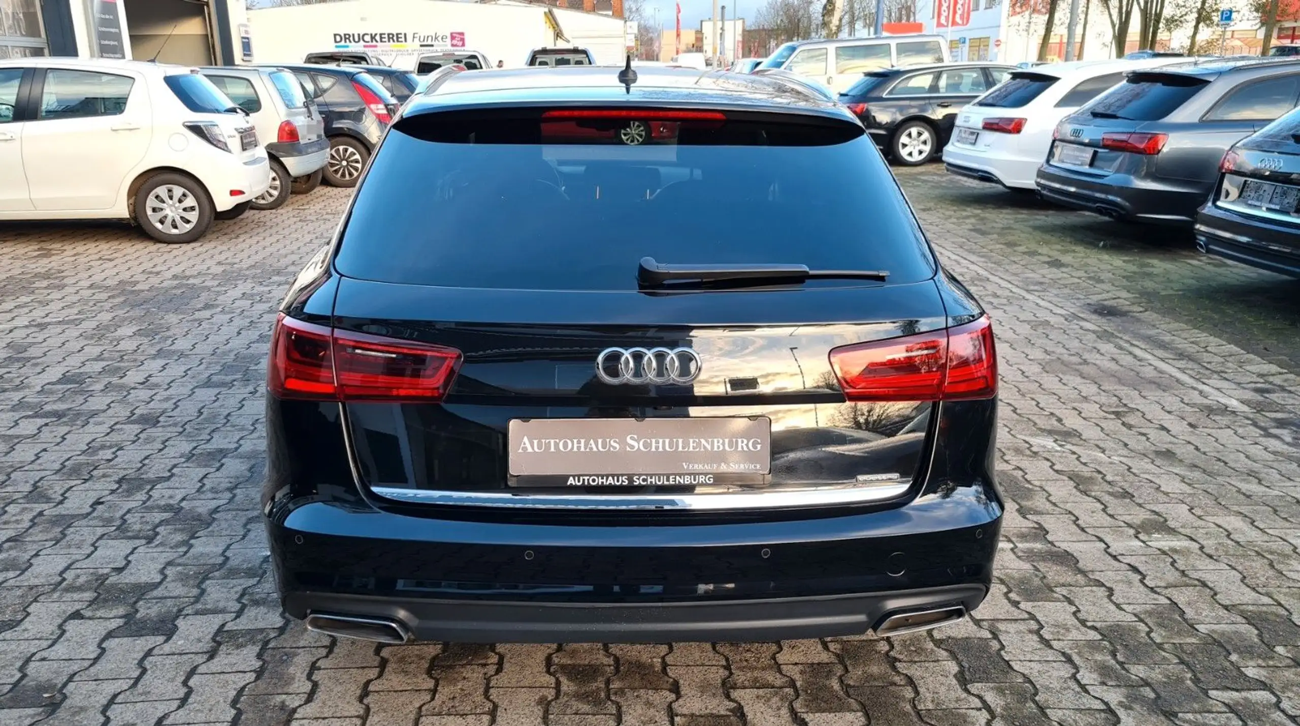 Audi - A6