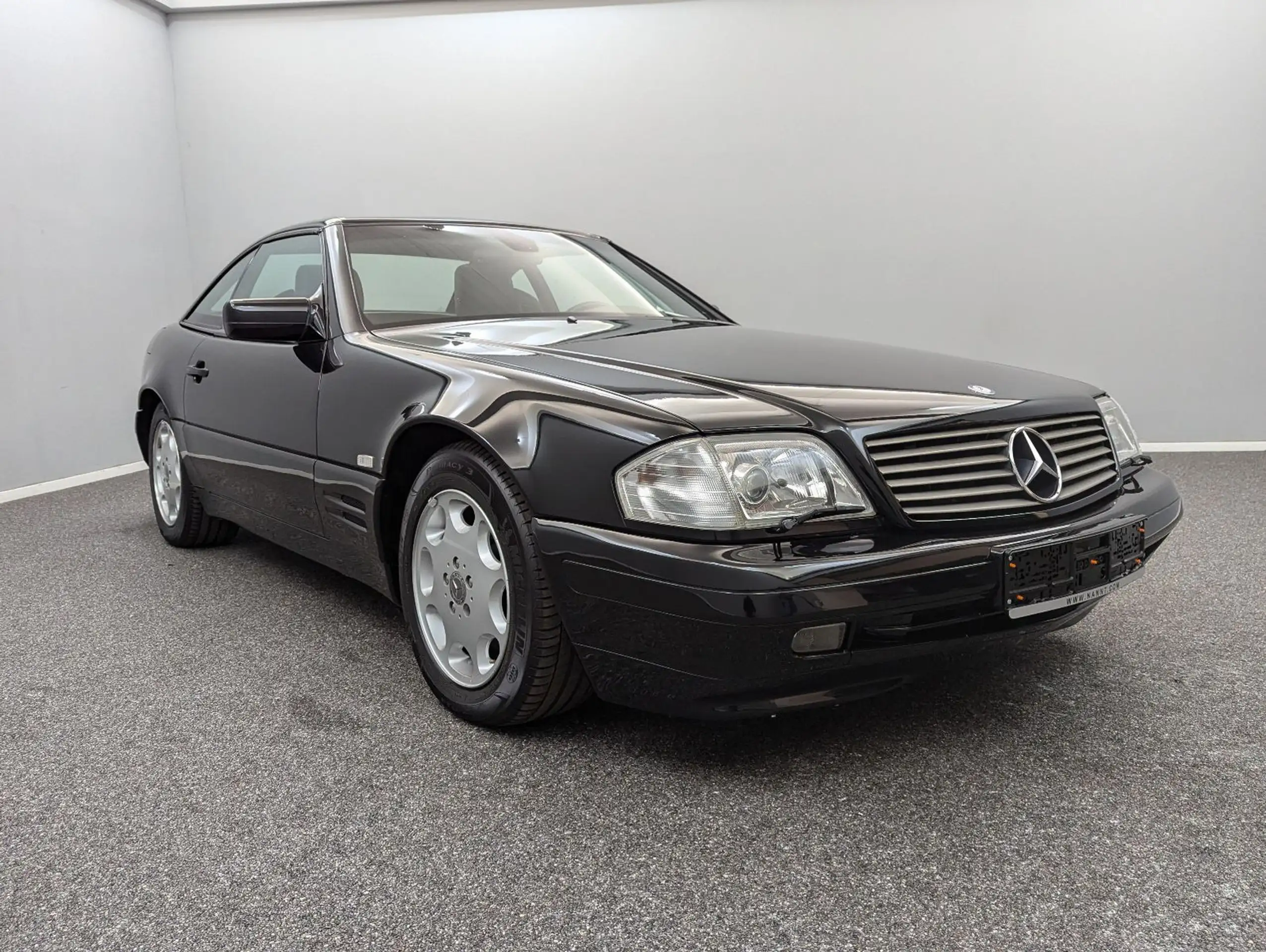 Mercedes-Benz - SL 500