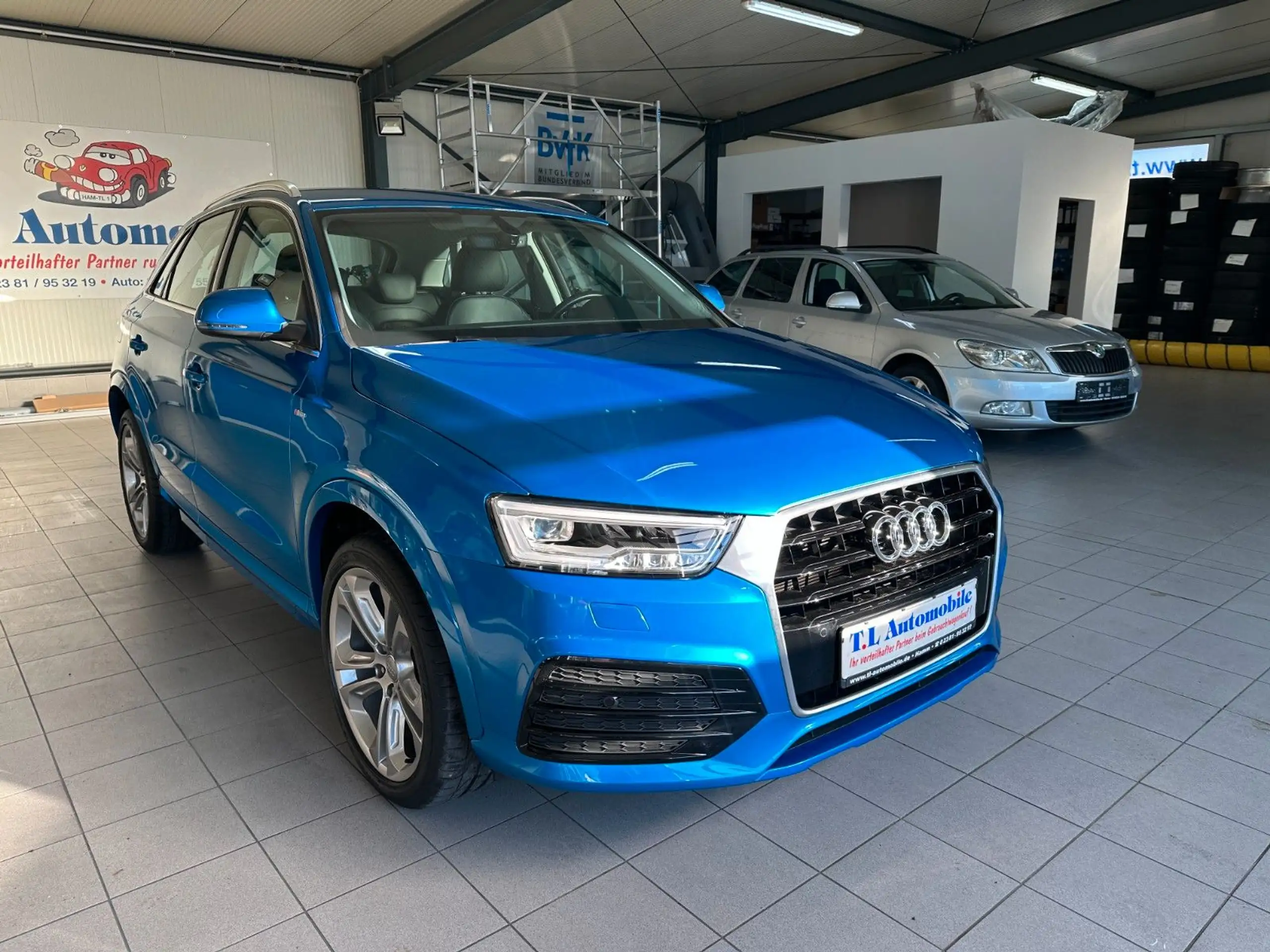 Audi - Q3