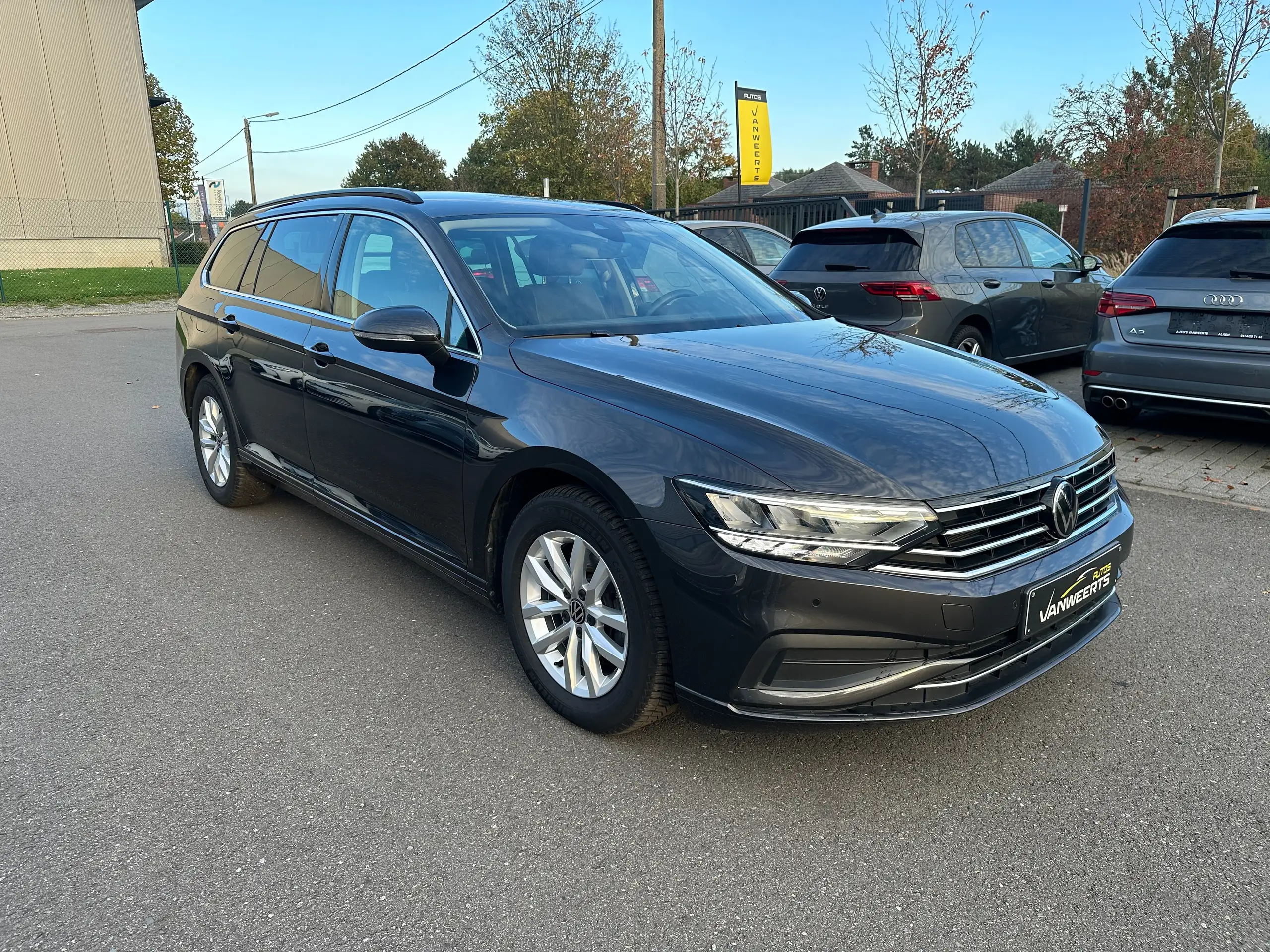 Volkswagen - Passat Variant