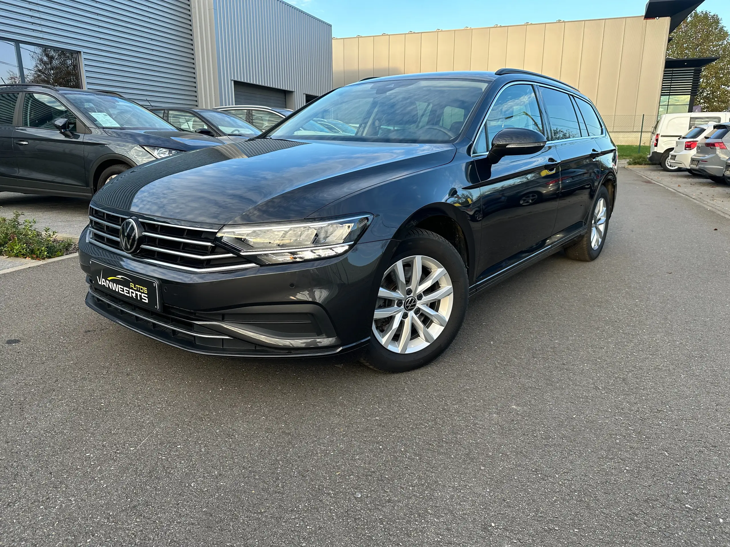 Volkswagen - Passat Variant