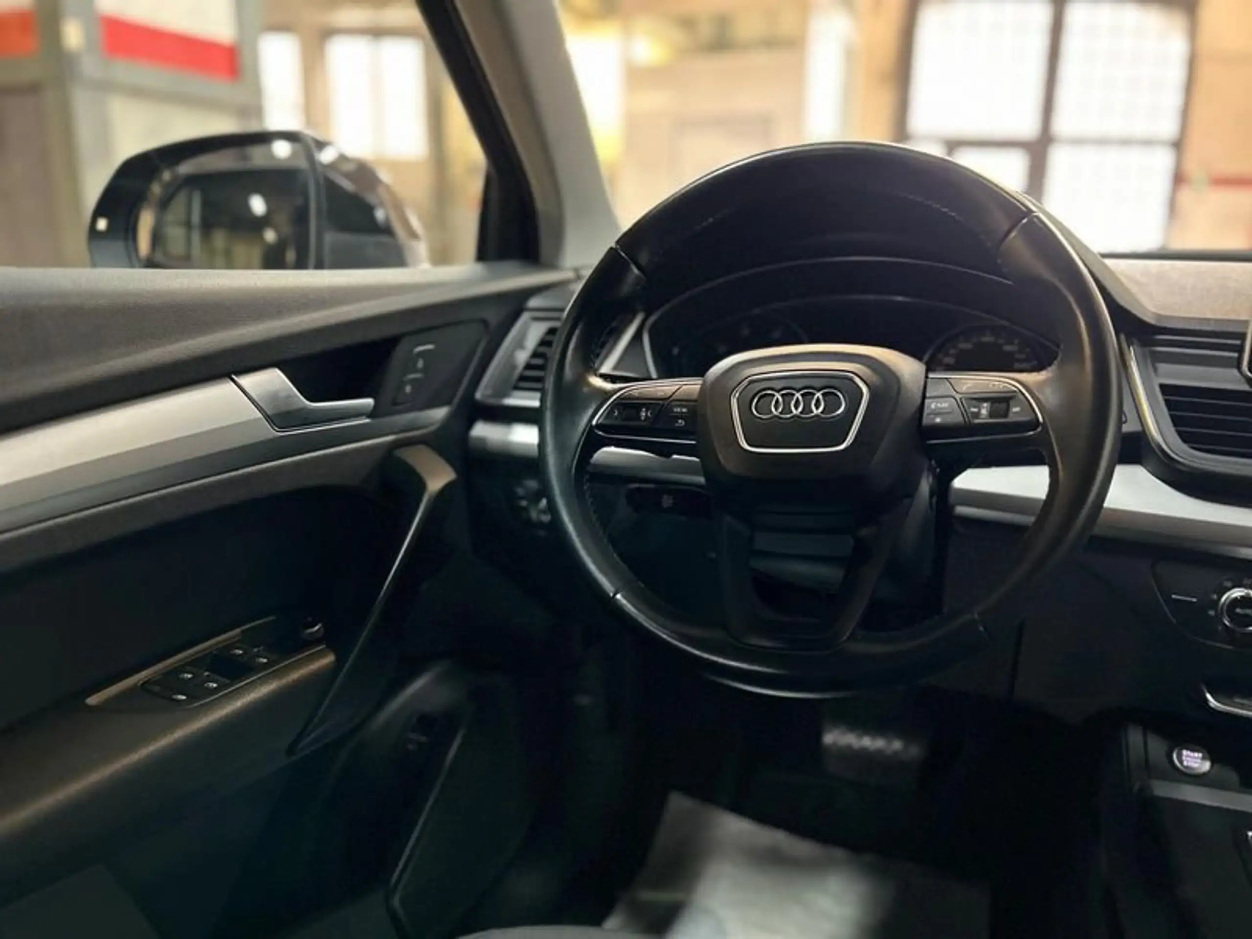 Audi - Q5