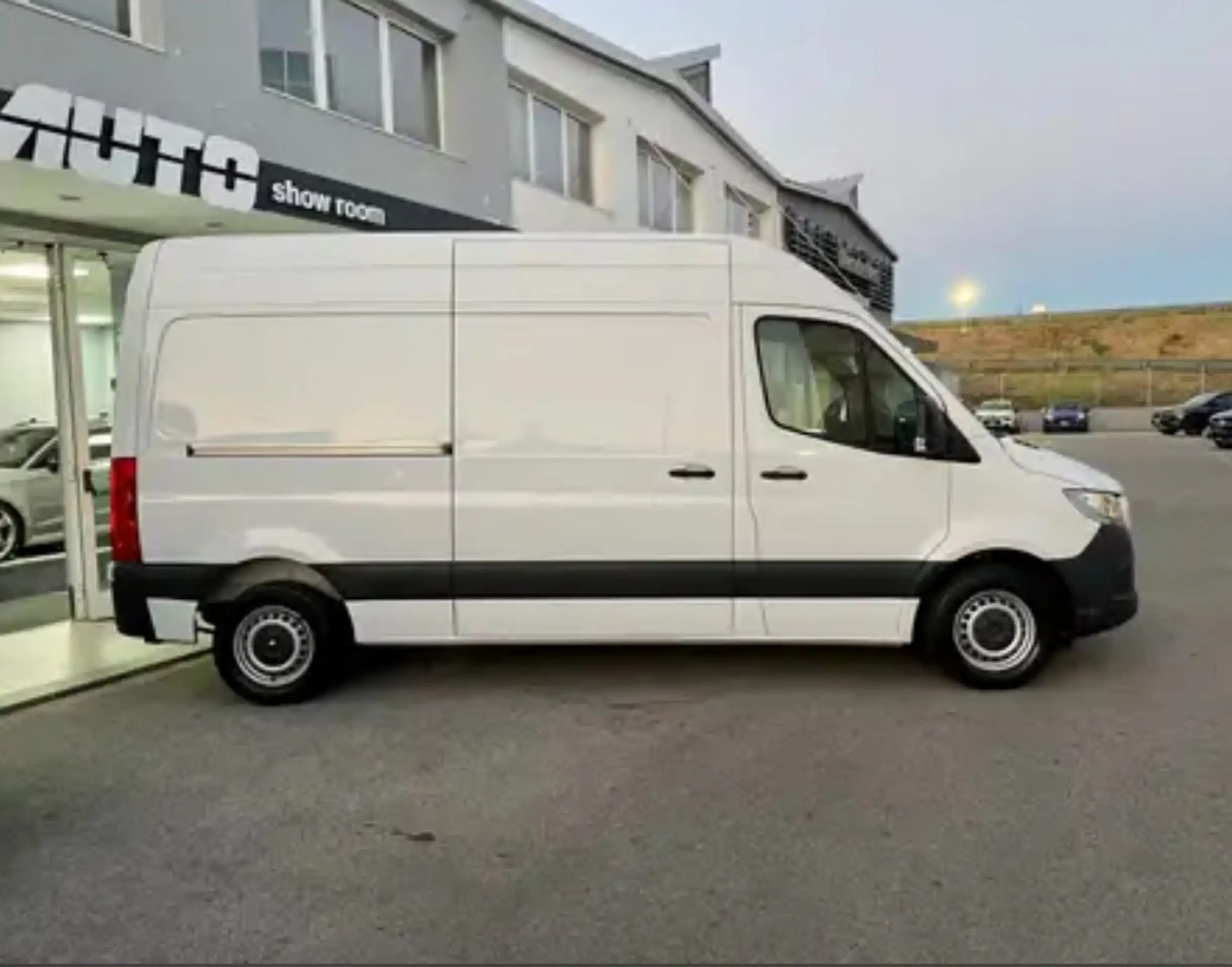 Mercedes-Benz - Sprinter