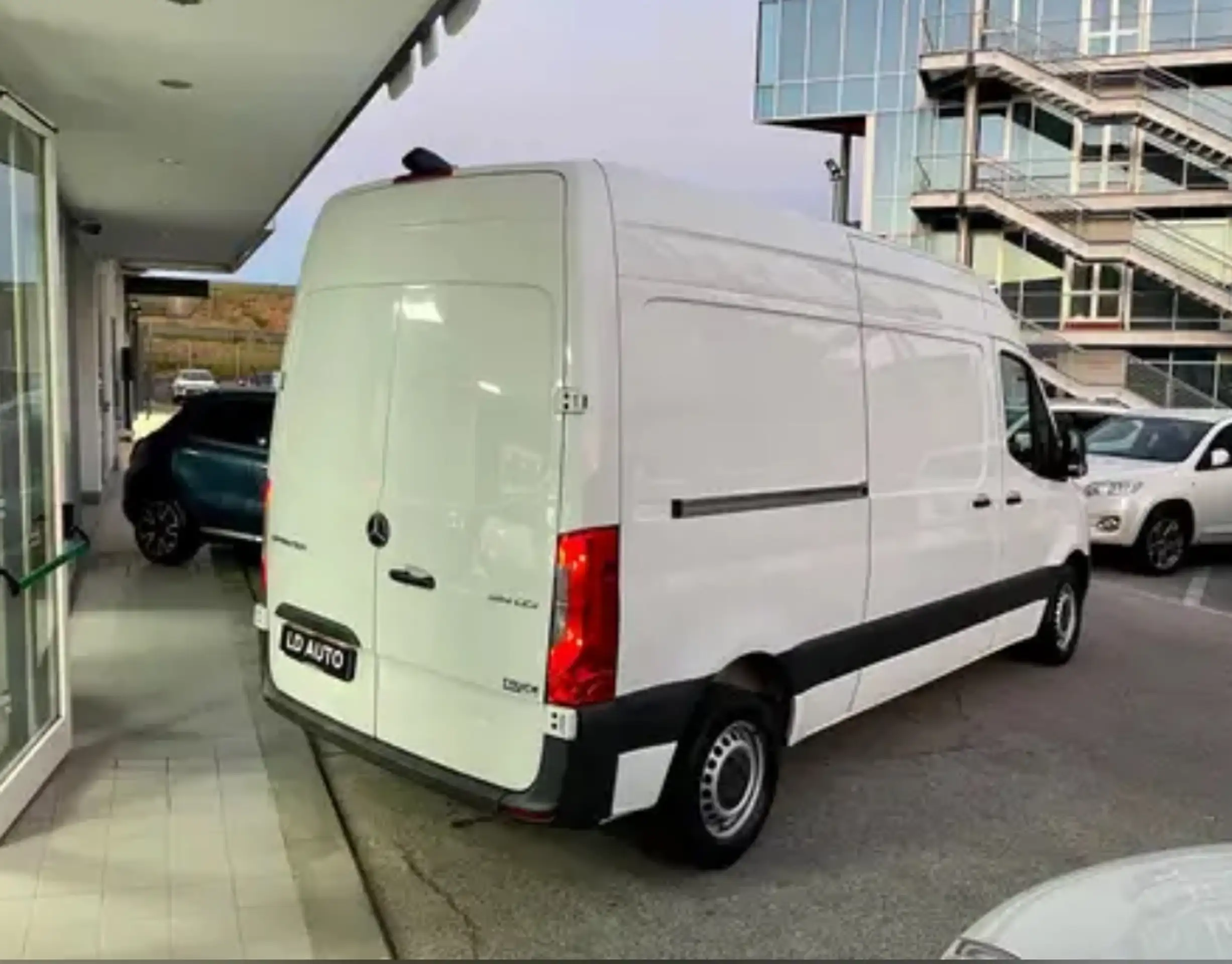 Mercedes-Benz - Sprinter